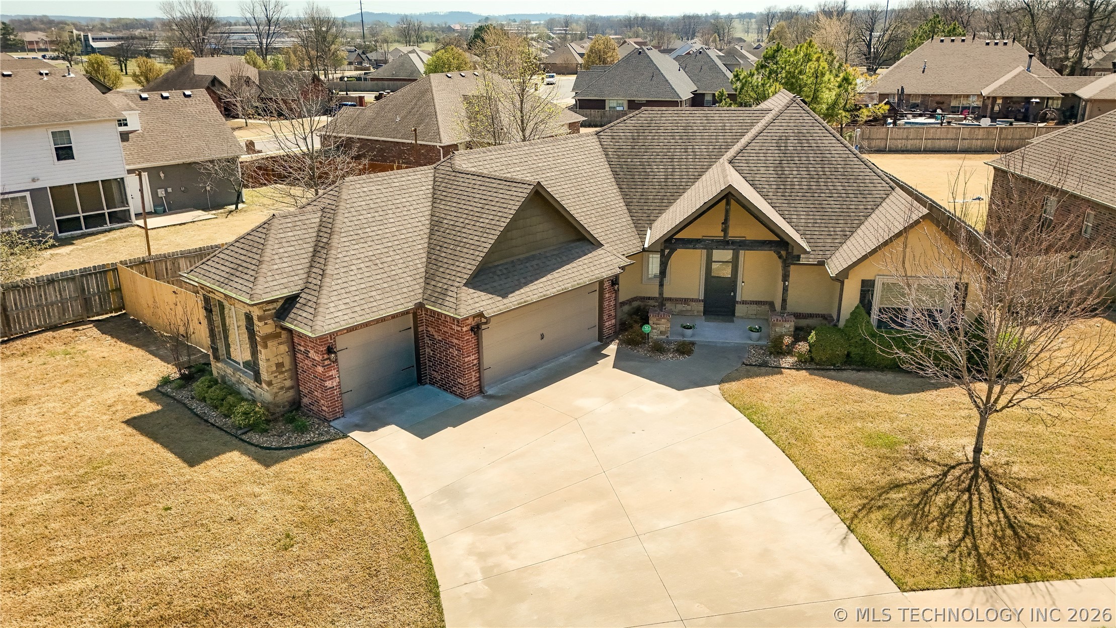 601 Kingston Place Tahlequah OK 74464
