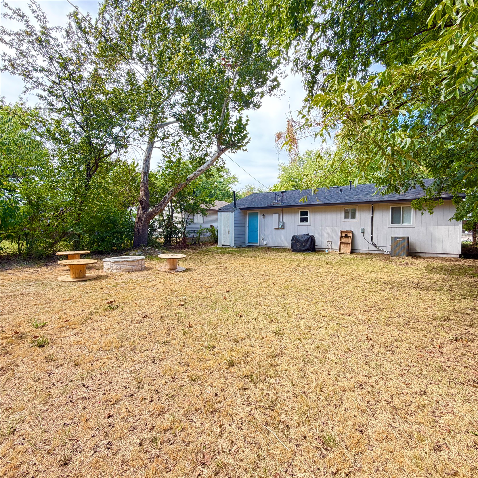 19552 E 1st Place Tulsa OK 74108