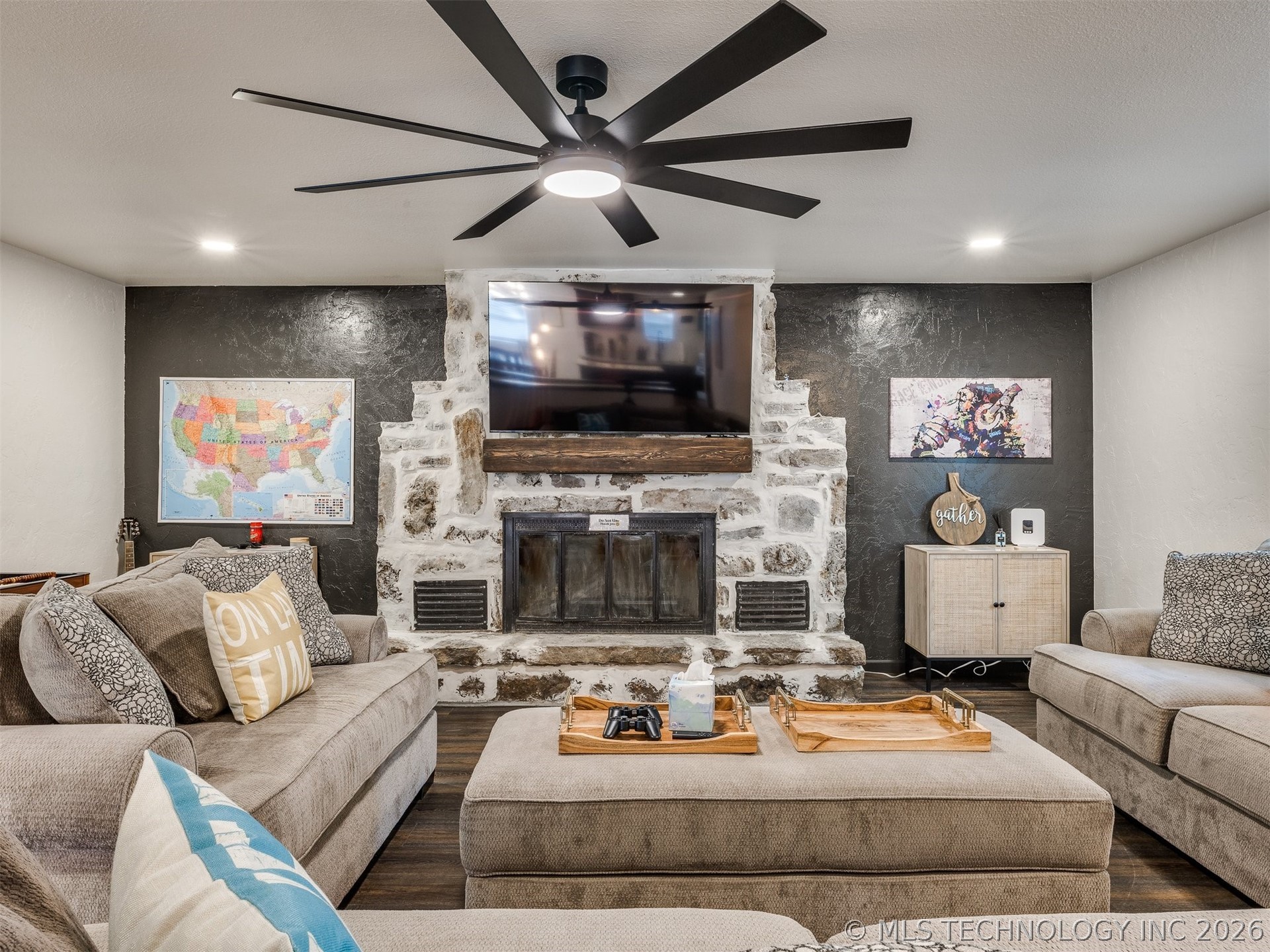 11 Port Duncan Afton OK 74331