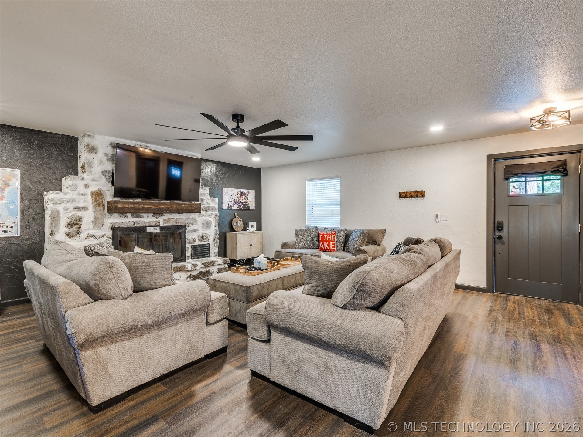 11 Port Duncan Afton OK 74331