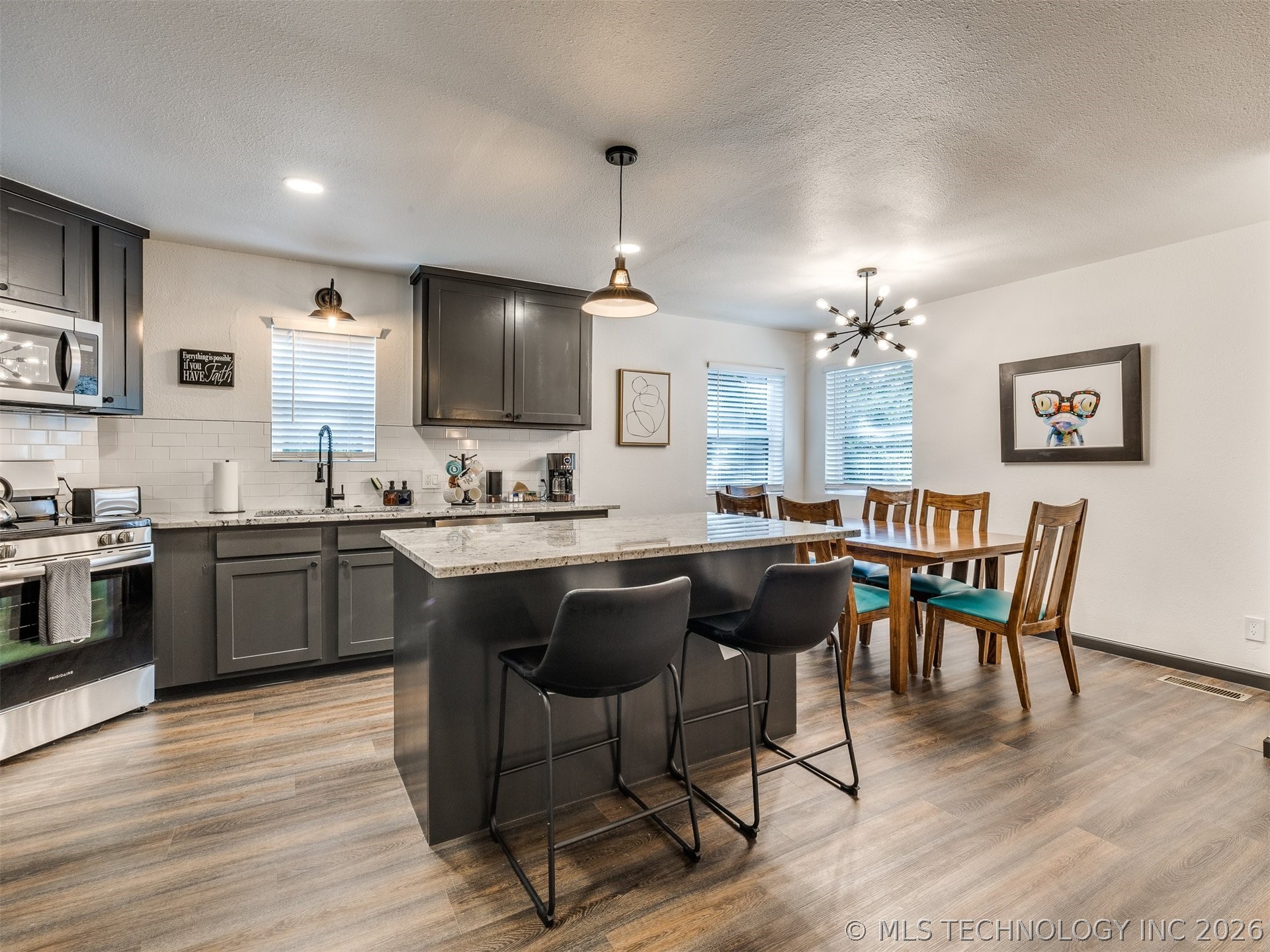 11 Port Duncan Afton OK 74331