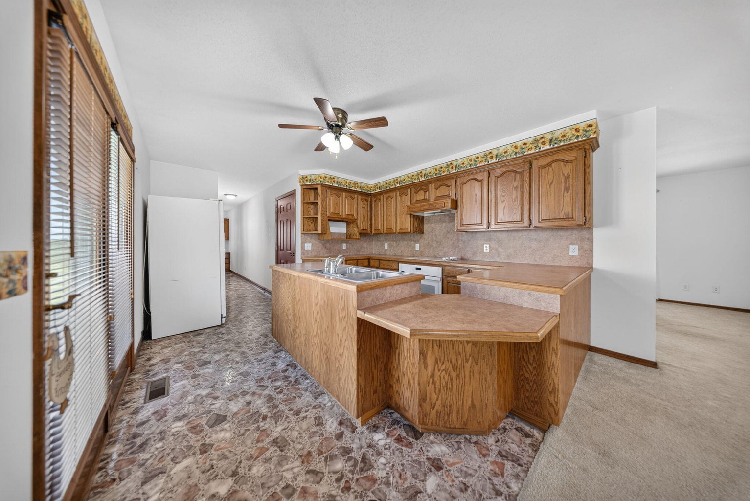 4802 Highway 2 Welch OK 74369