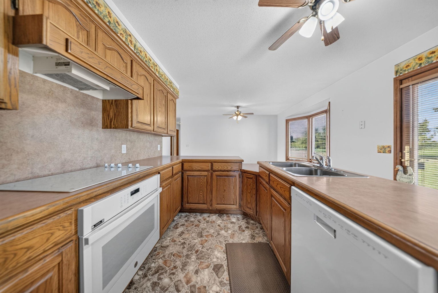 4802 Highway 2 Welch OK 74369