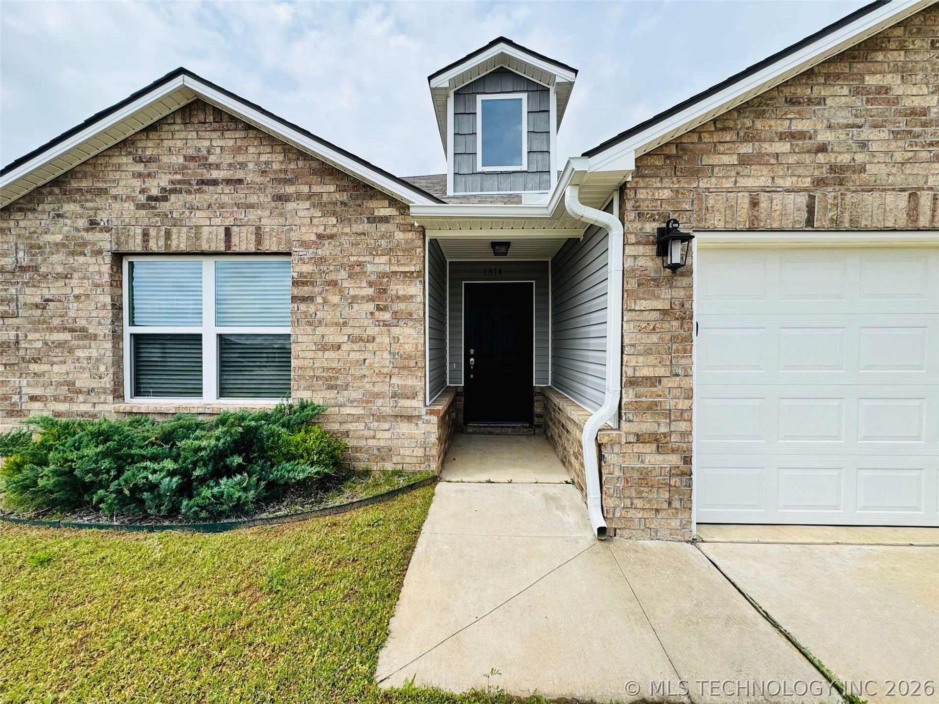 1814 S 14th Street Broken Arrow OK 74012