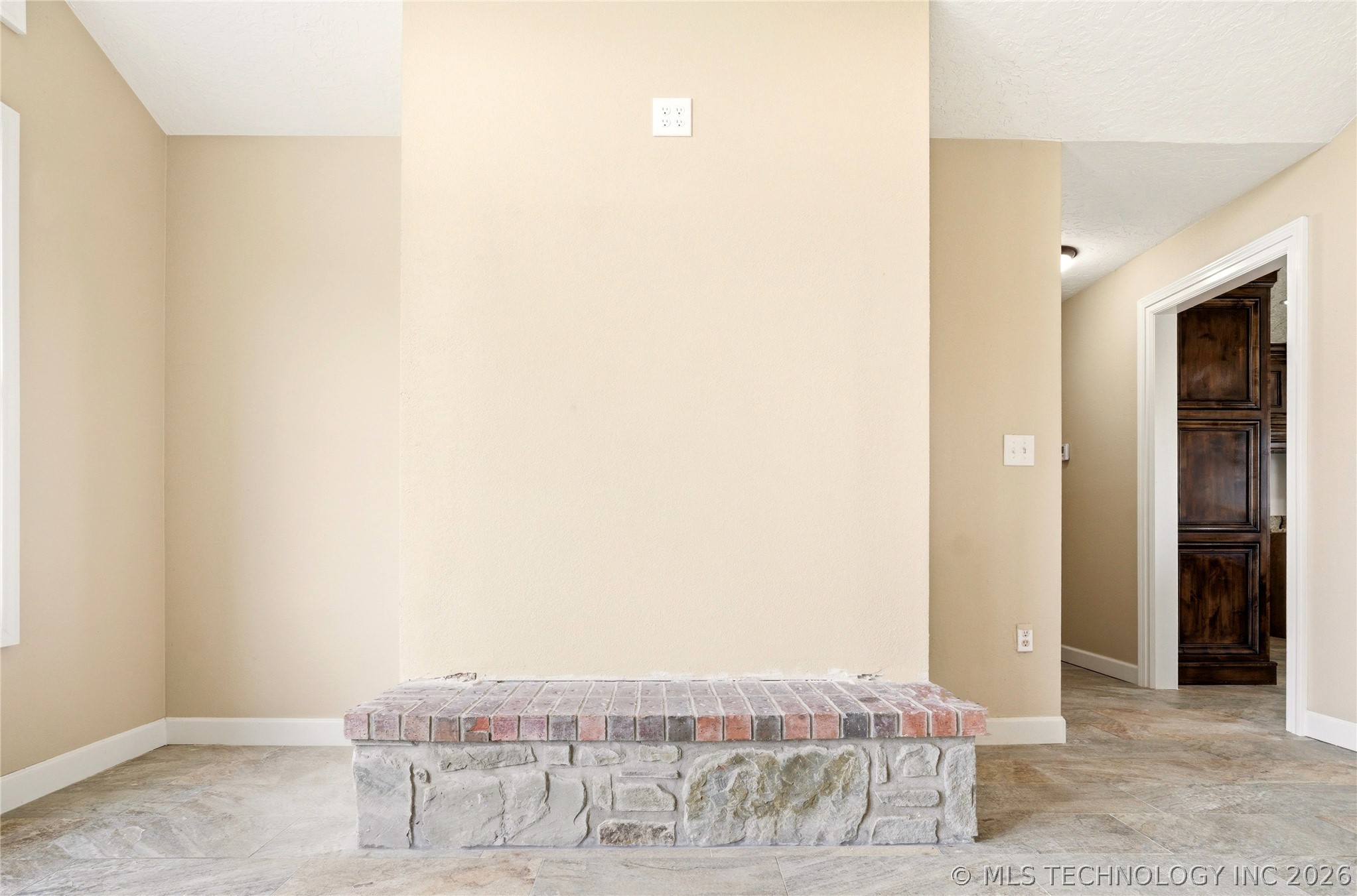 8770 W Gassaway Hulbert OK 74441