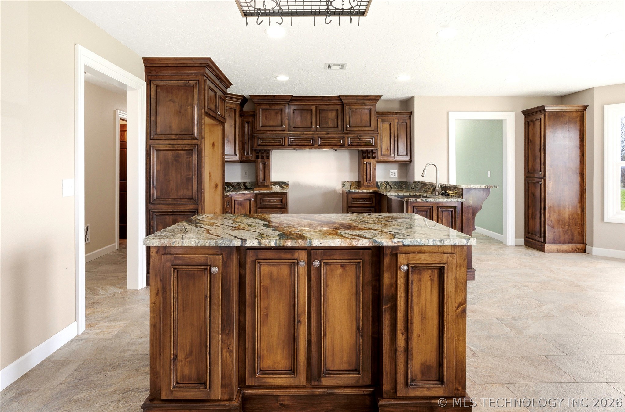 8770 W Gassaway Hulbert OK 74441