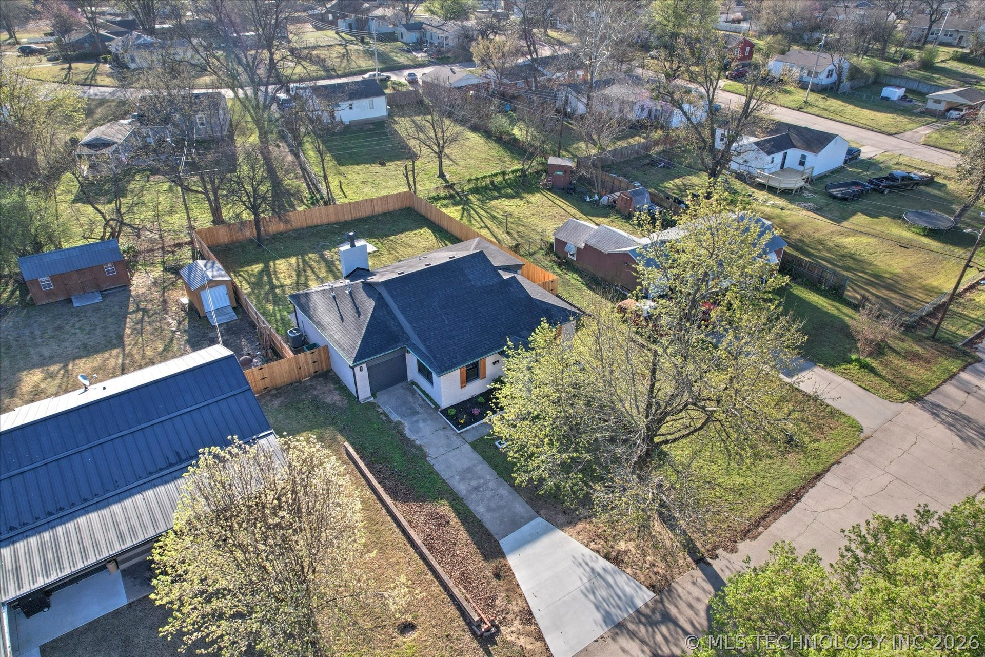 817 Henshaw Avenue Sapulpa OK 74066