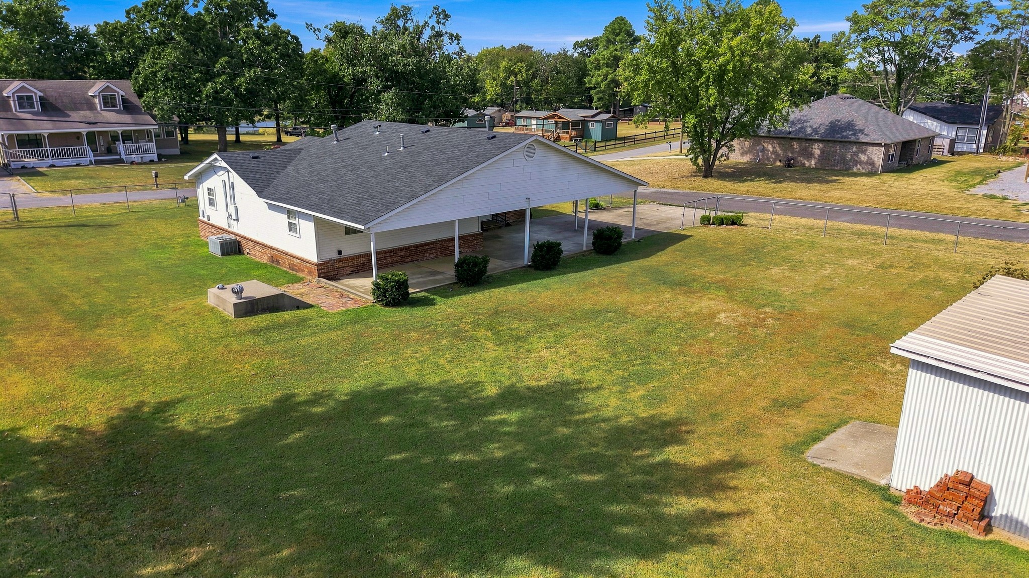 411 W Odle Street Salina OK 74365