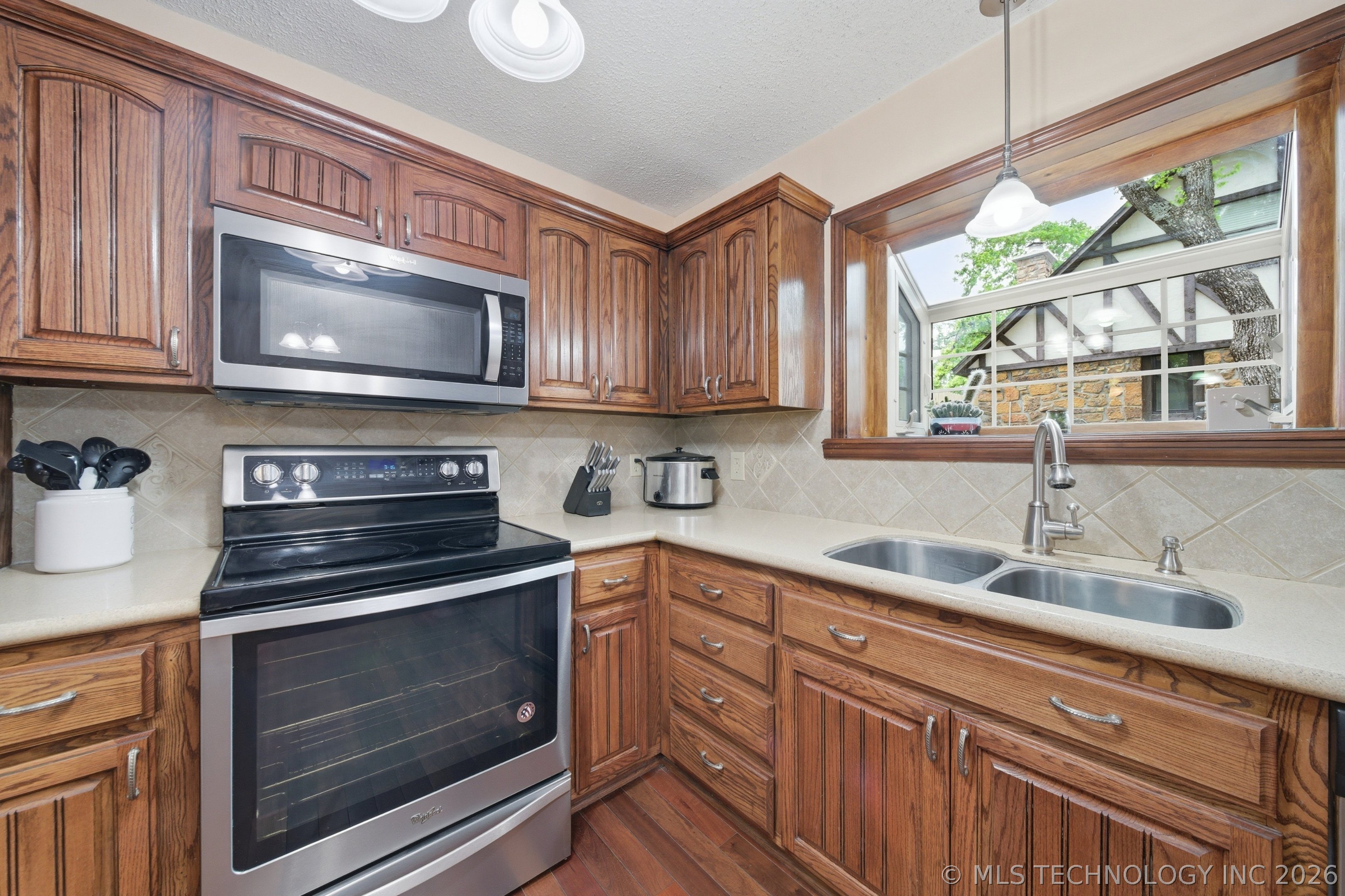 1005 E 12th Street Claremore OK 74017