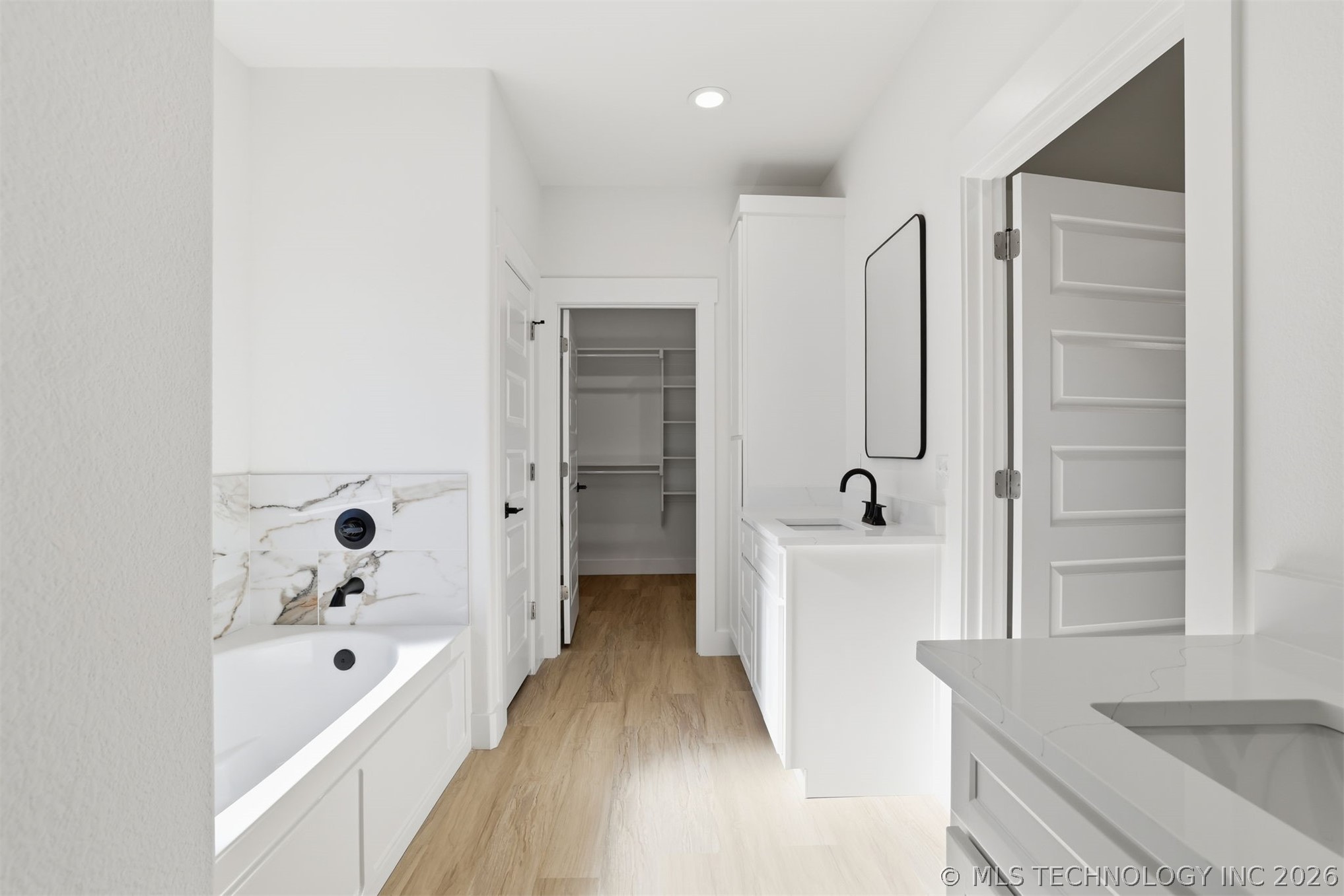 1906 Boxer Lane Durant OK 74701