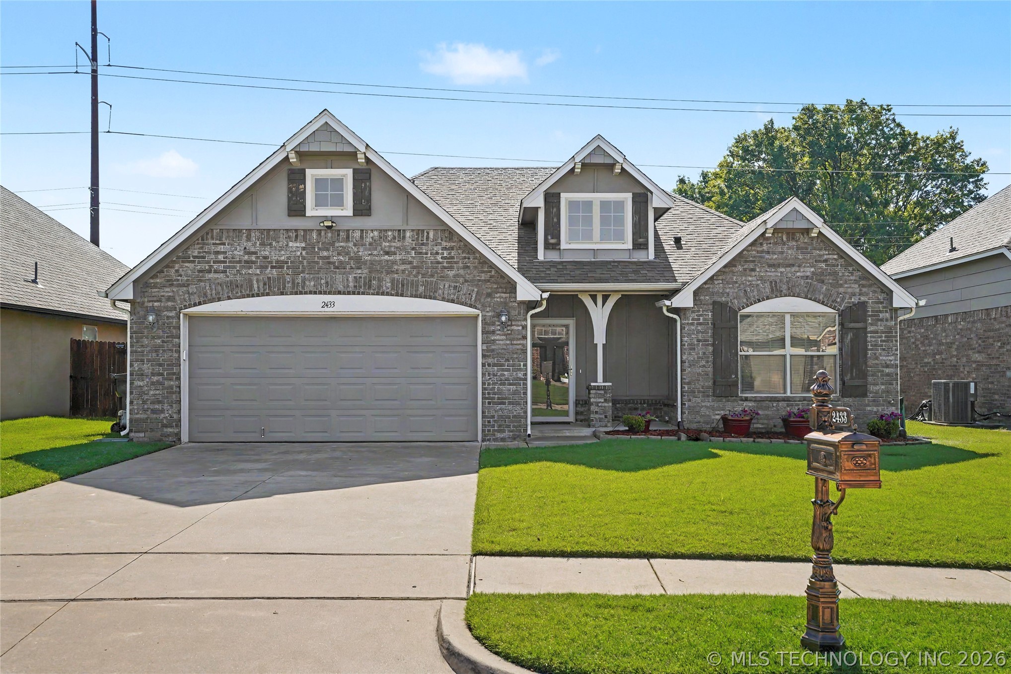 2433 S Maple Avenue Broken Arrow OK 74012