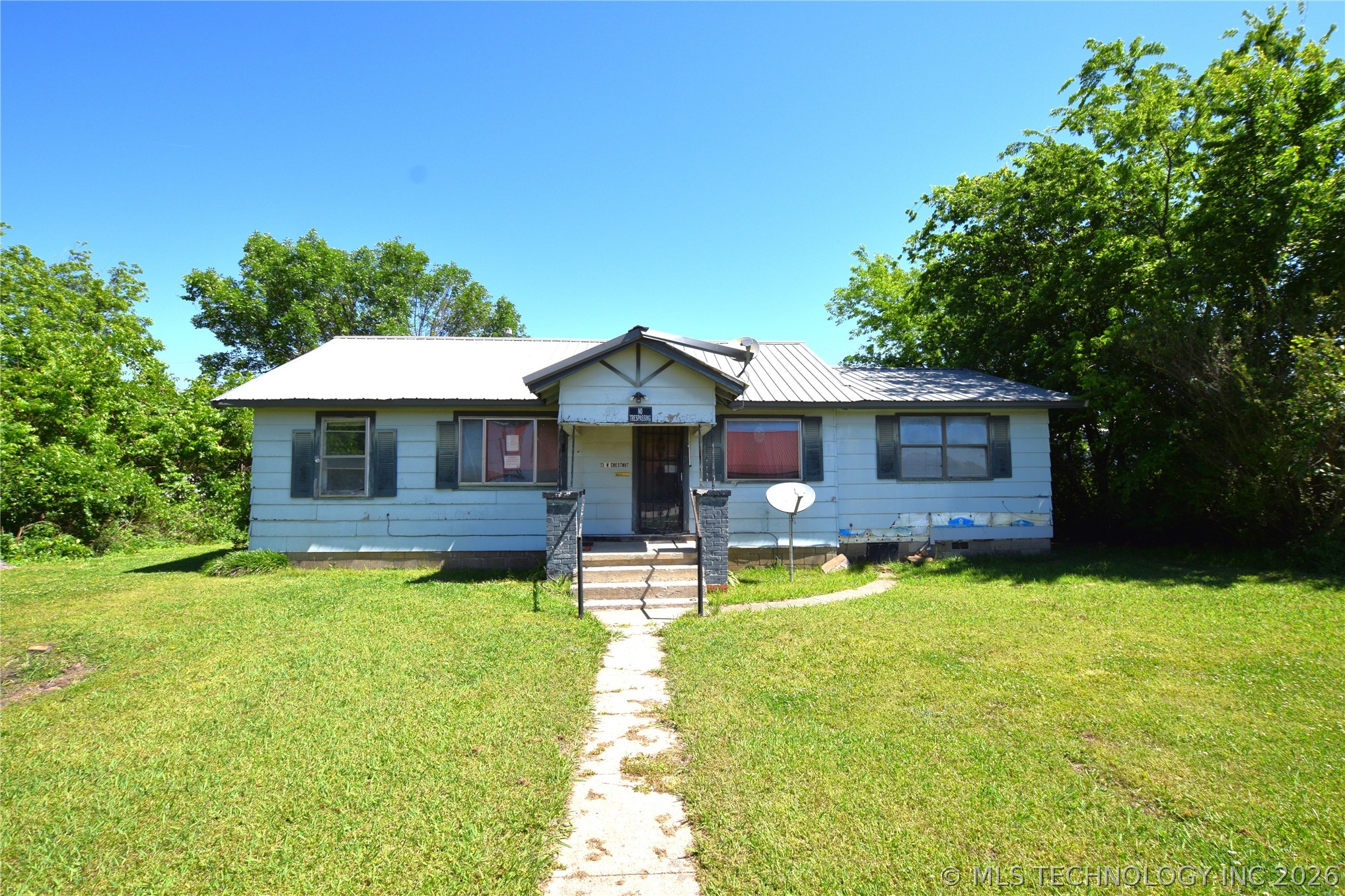 13 W Chestnut Street Stilwell OK 74960