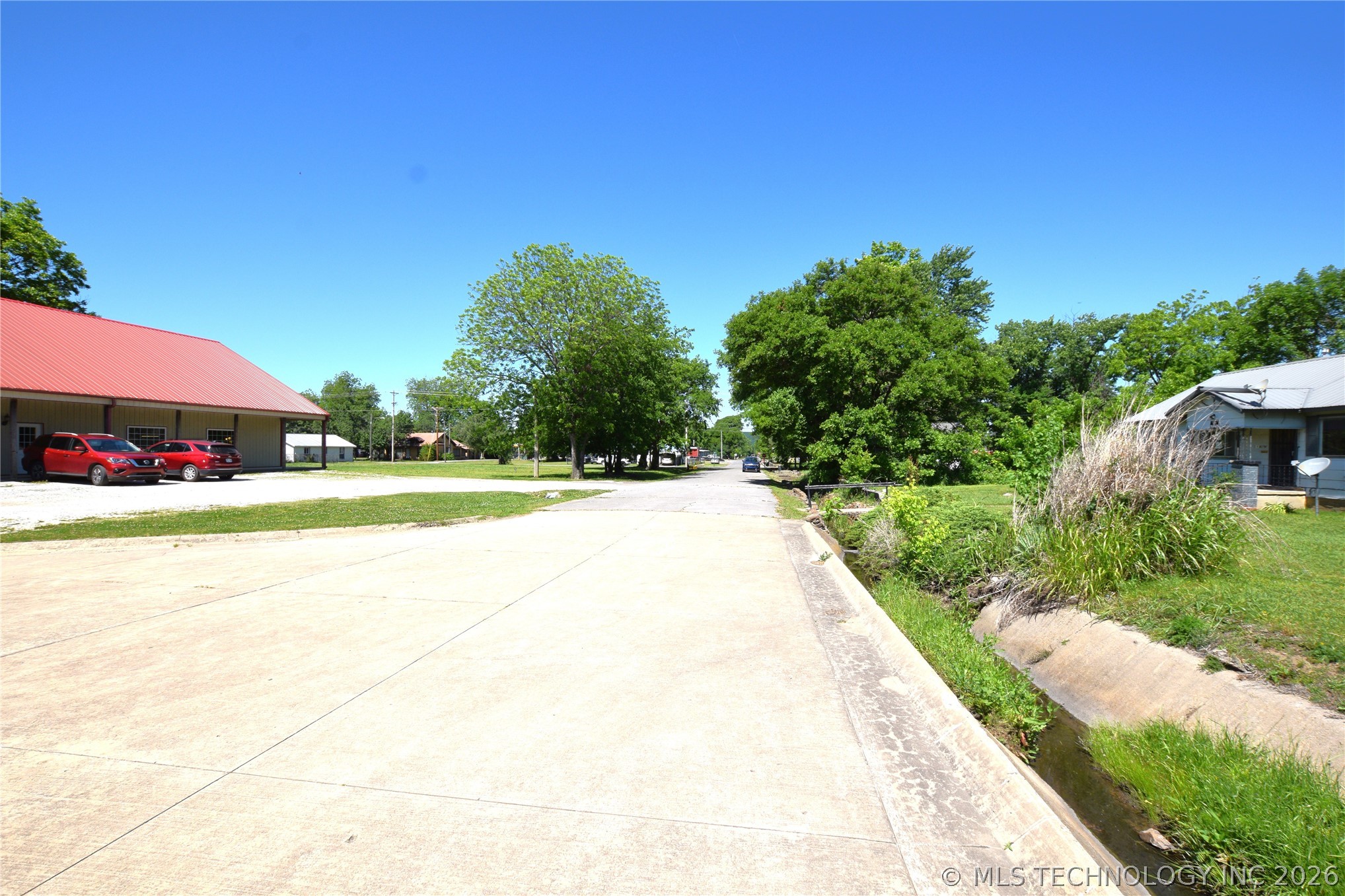 13 W Chestnut Street Stilwell OK 74960