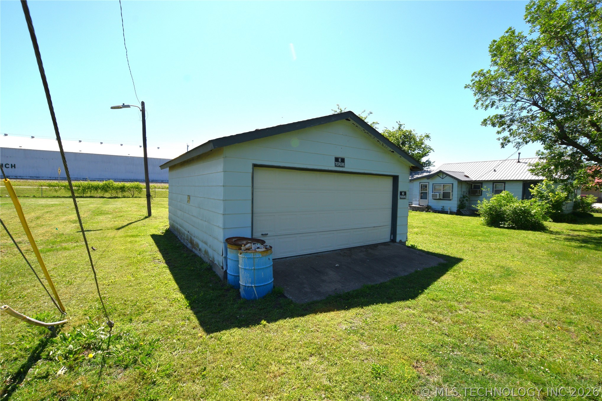13 W Chestnut Street Stilwell OK 74960