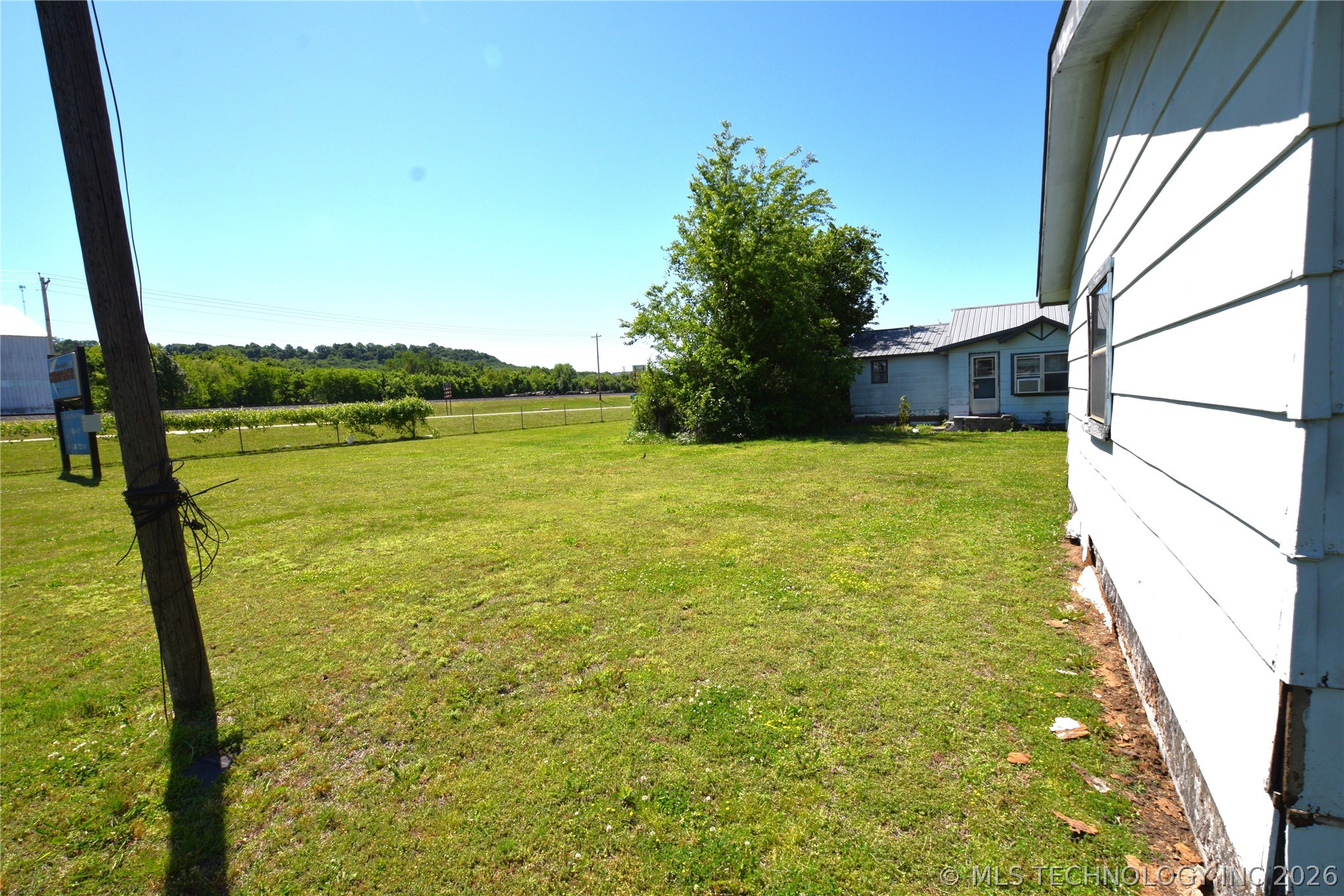 13 W Chestnut Street Stilwell OK 74960