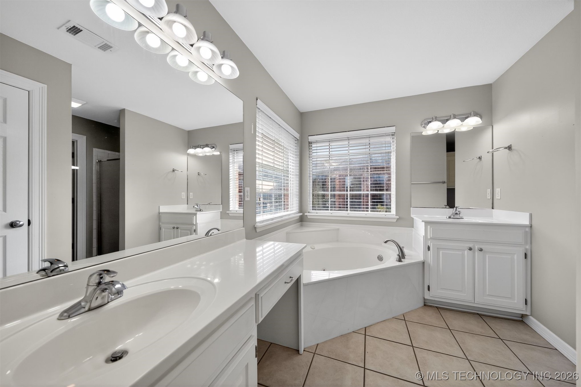 1907 W Rockport Place Broken Arrow OK 74012