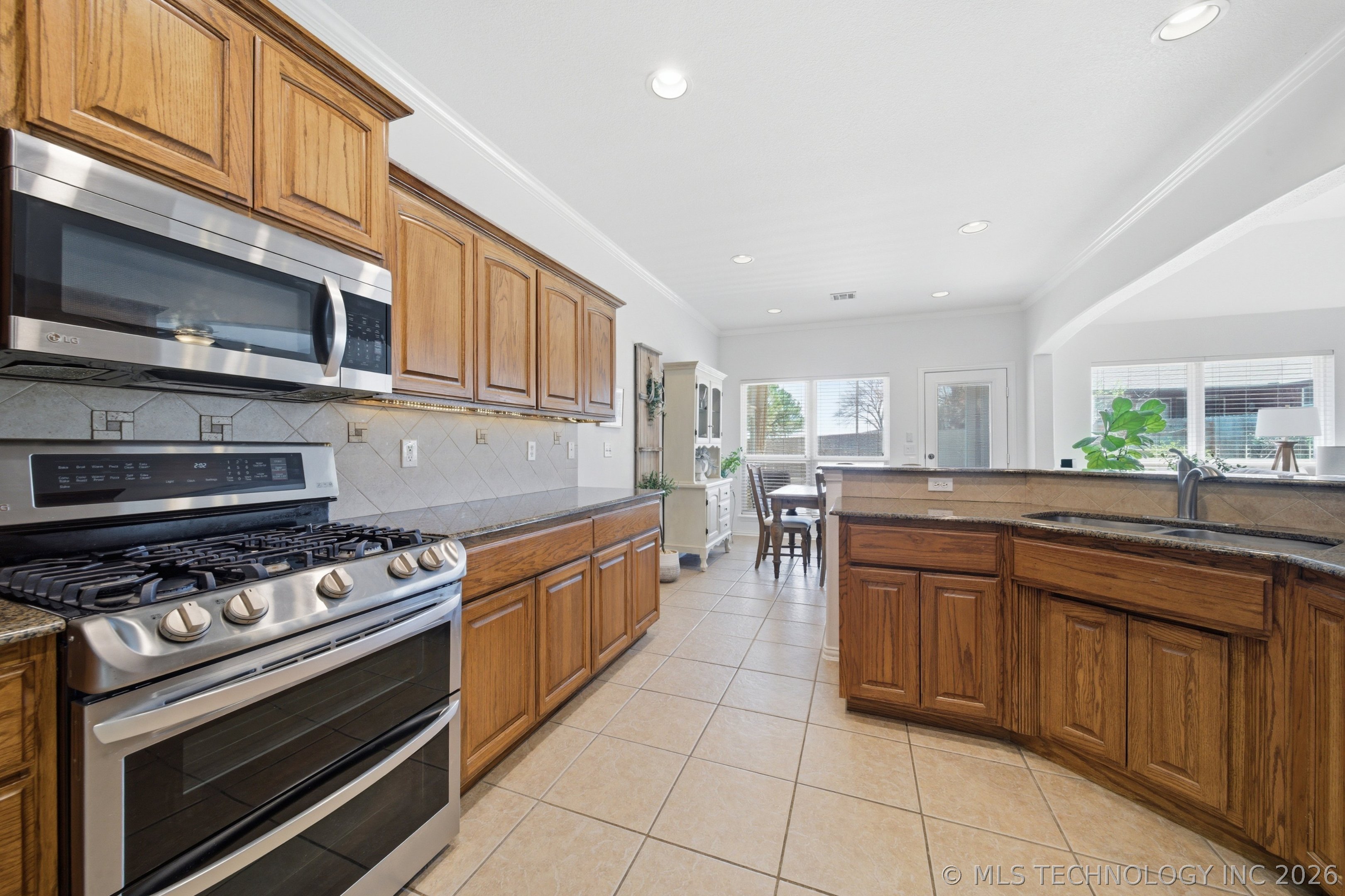 1825 E Montgomery Street Broken Arrow OK 74012