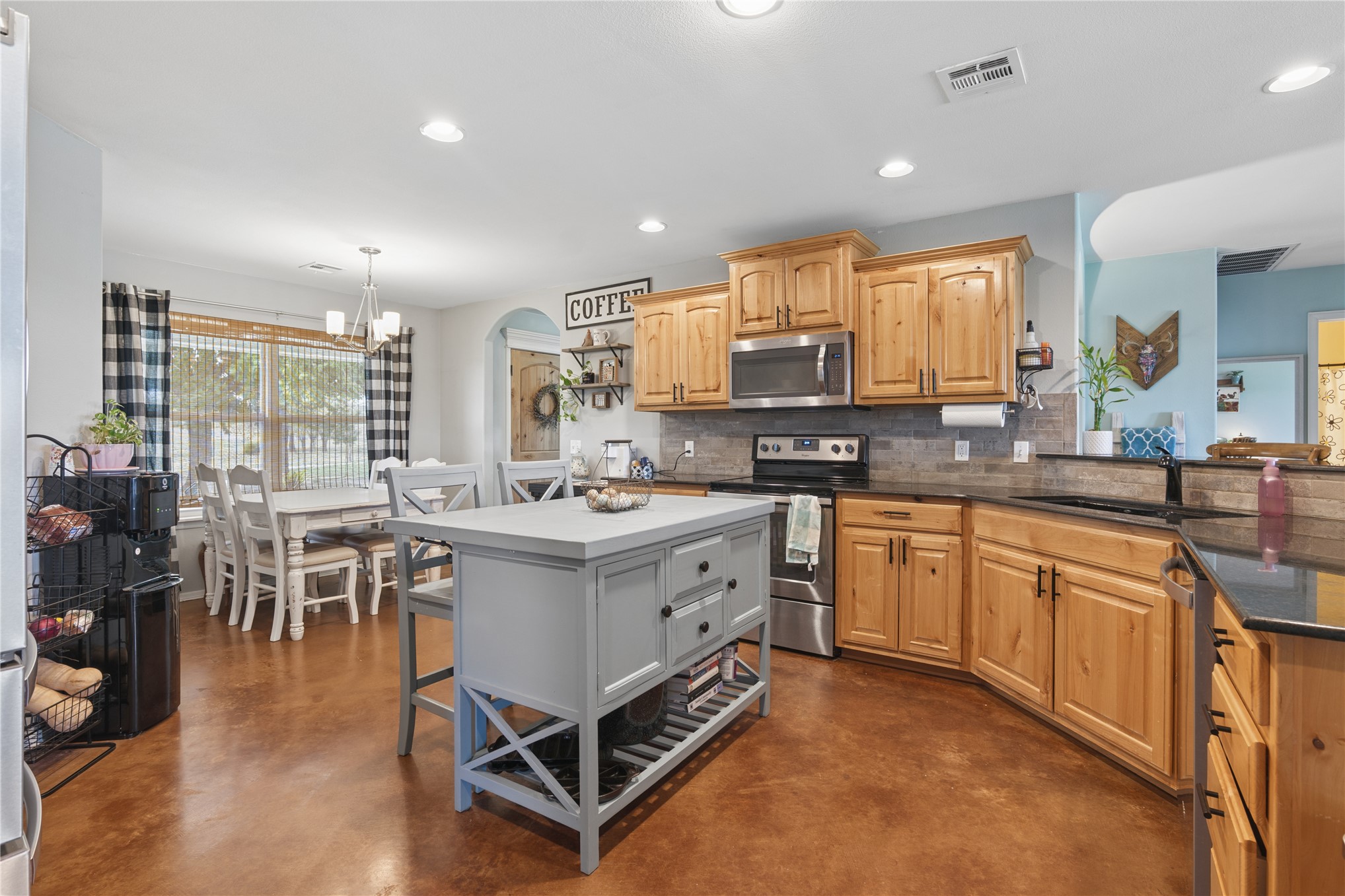 394951 W 3900 Road Skiatook OK 74070