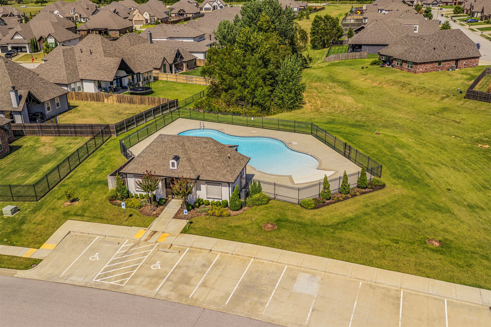 2612 W Van Buren Court Broken Arrow OK 74011