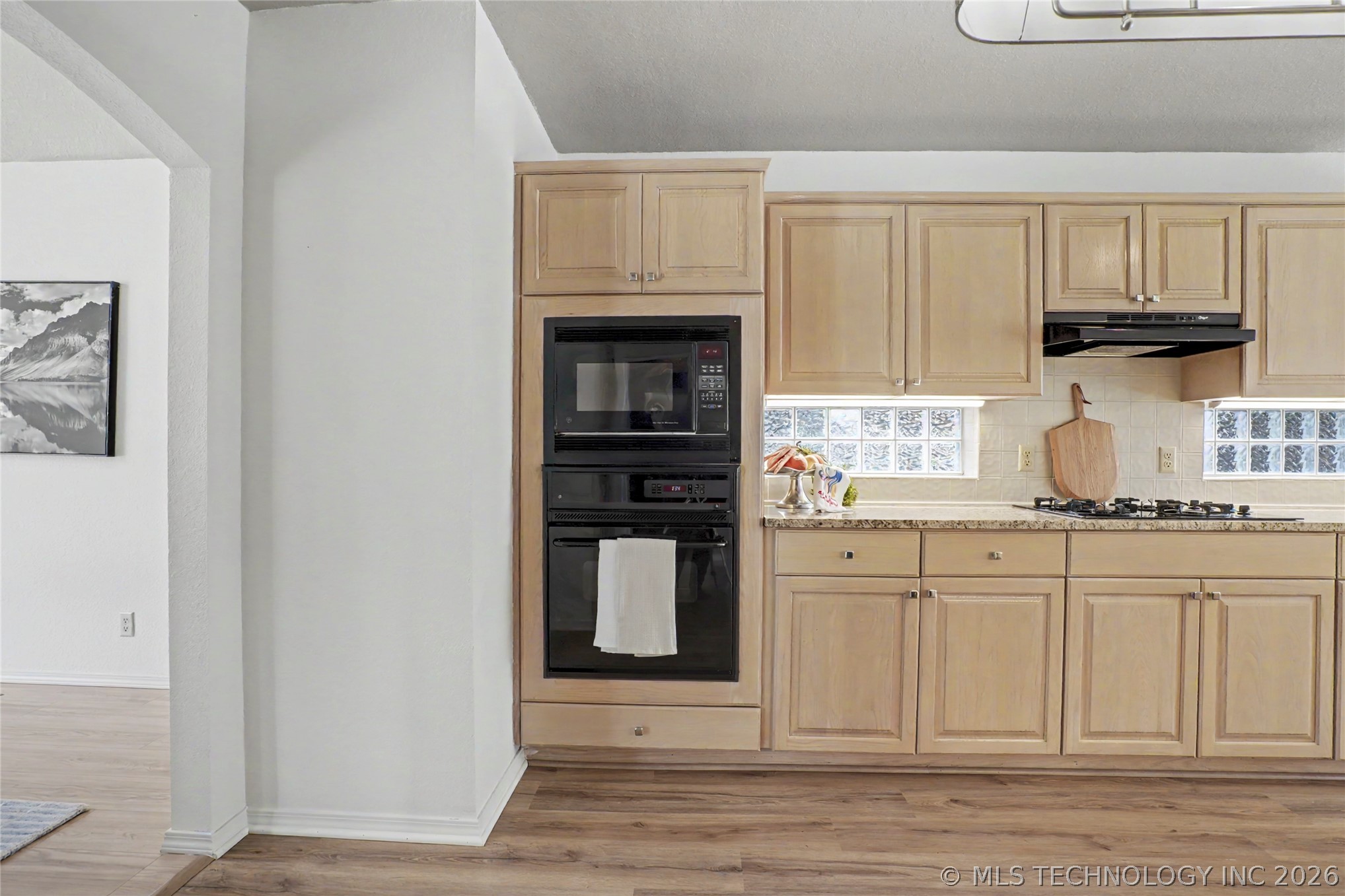 5527 S Delaware Court Tulsa OK 74105