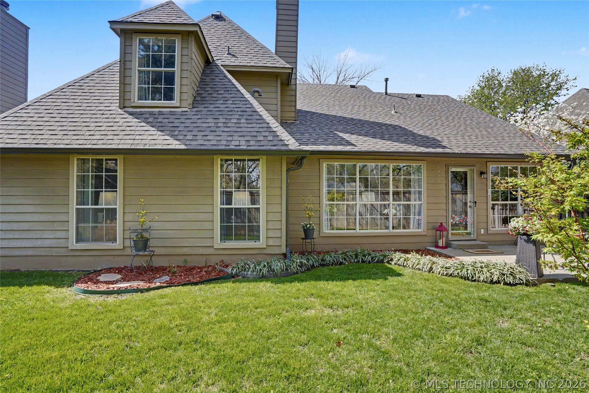 5527 S Delaware Court Tulsa OK 74105
