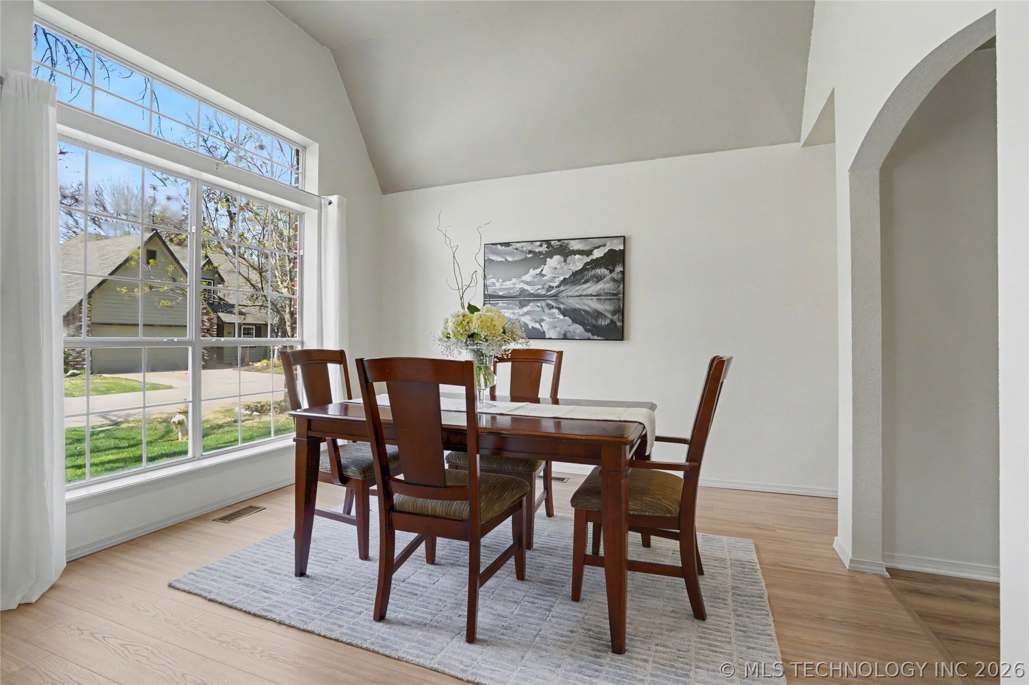 5527 S Delaware Court Tulsa OK 74105
