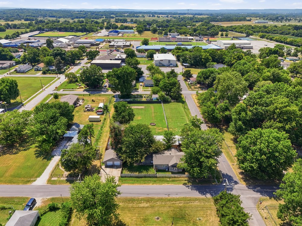 202 W Ada Street Sperry OK 74073