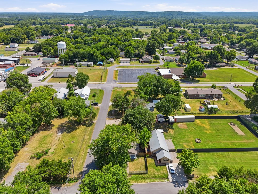 202 W Ada Street Sperry OK 74073