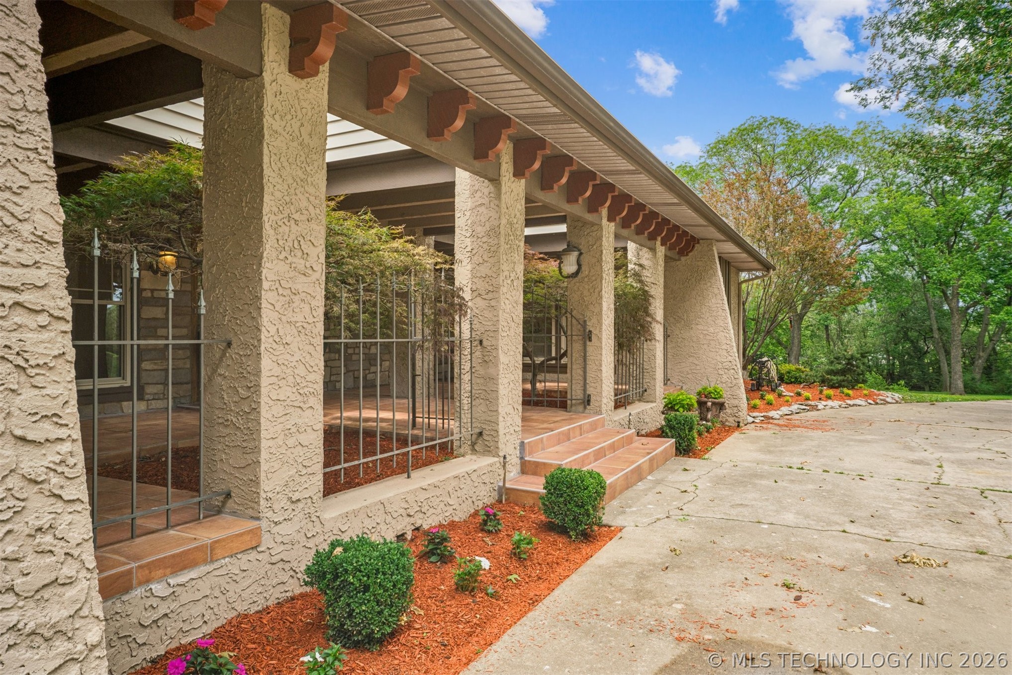 25472 S 4110 Road Claremore OK 74019