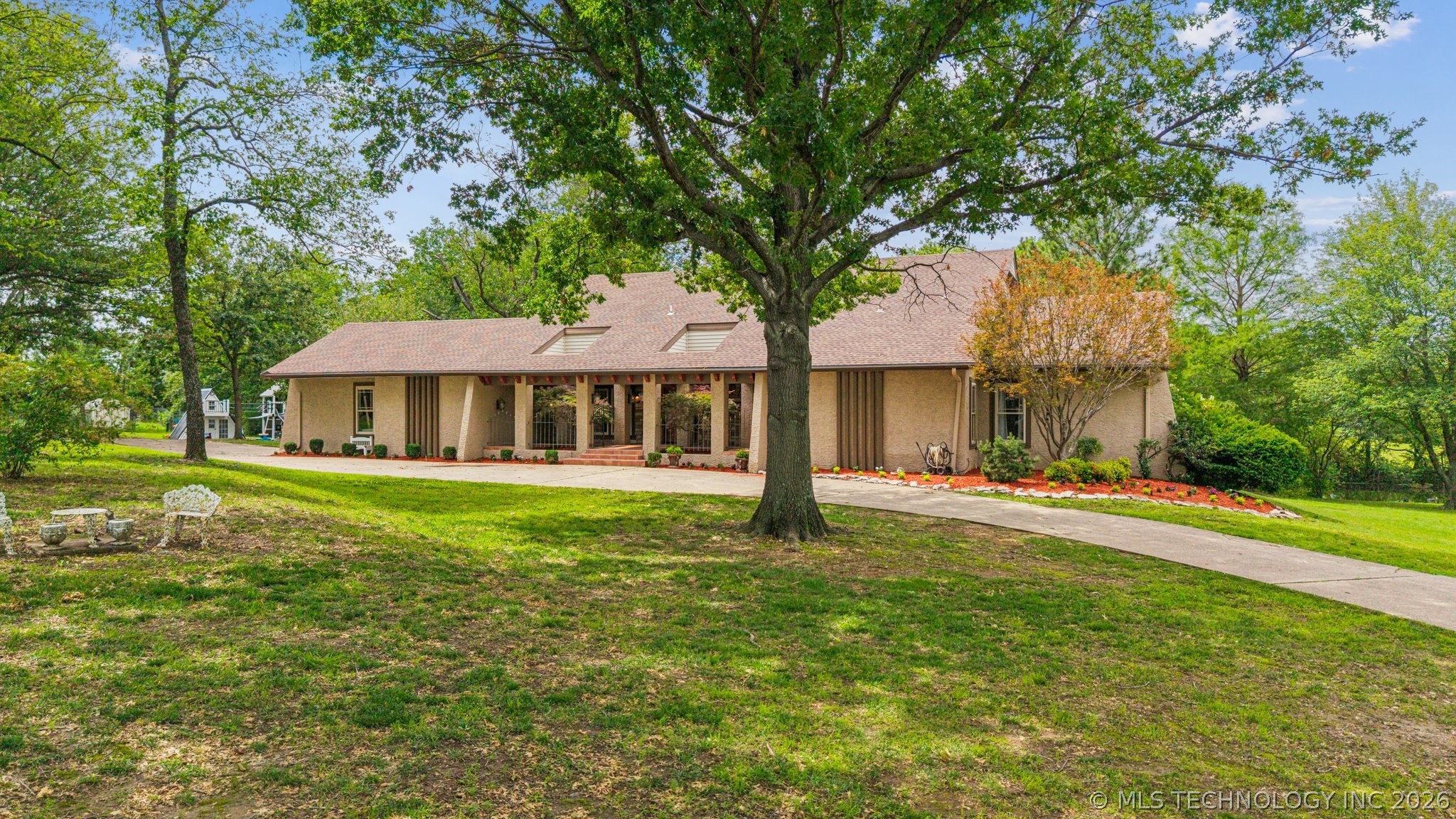 25472 S 4110 Road Claremore OK 74019