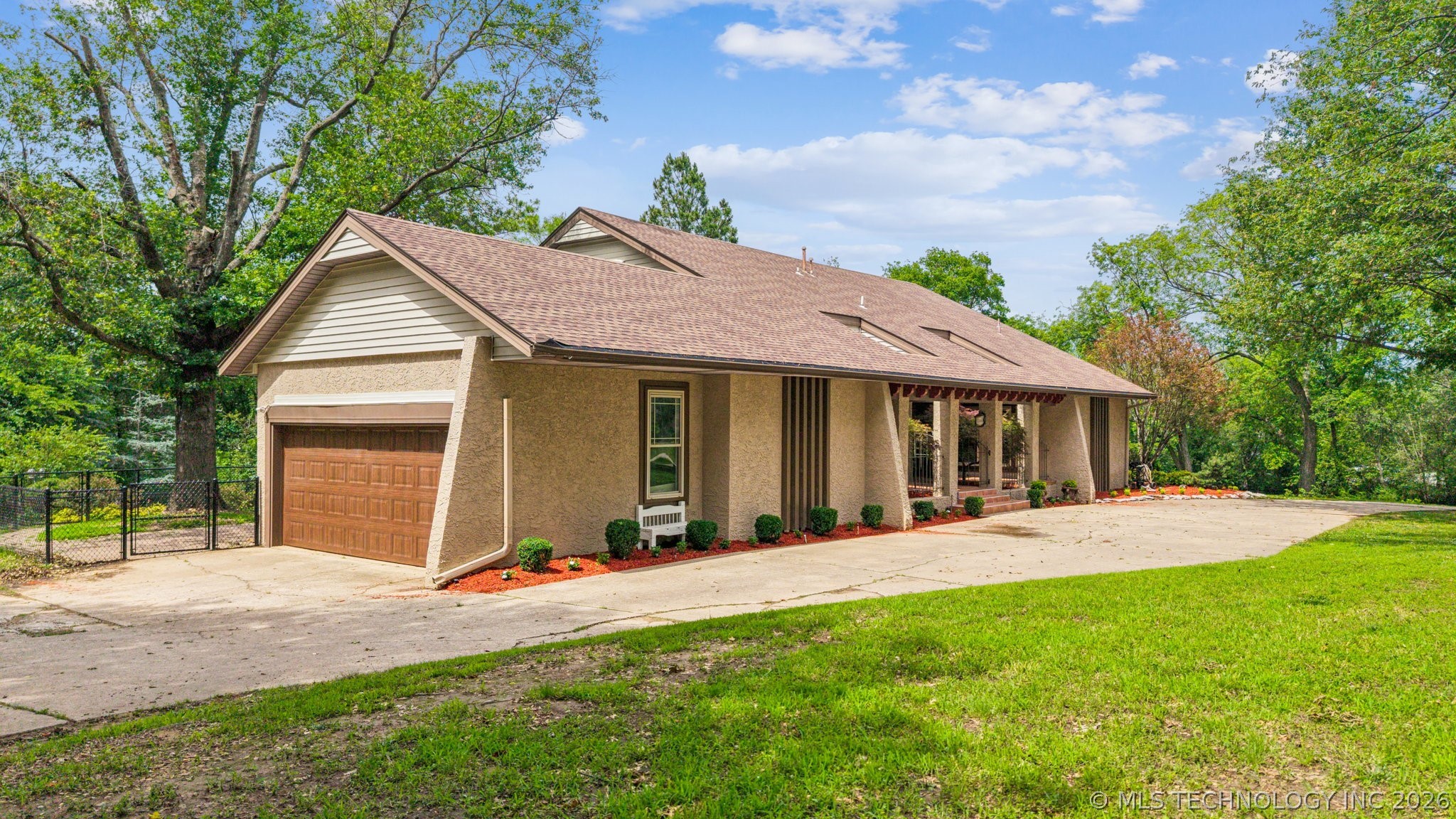 25472 S 4110 Road Claremore OK 74019