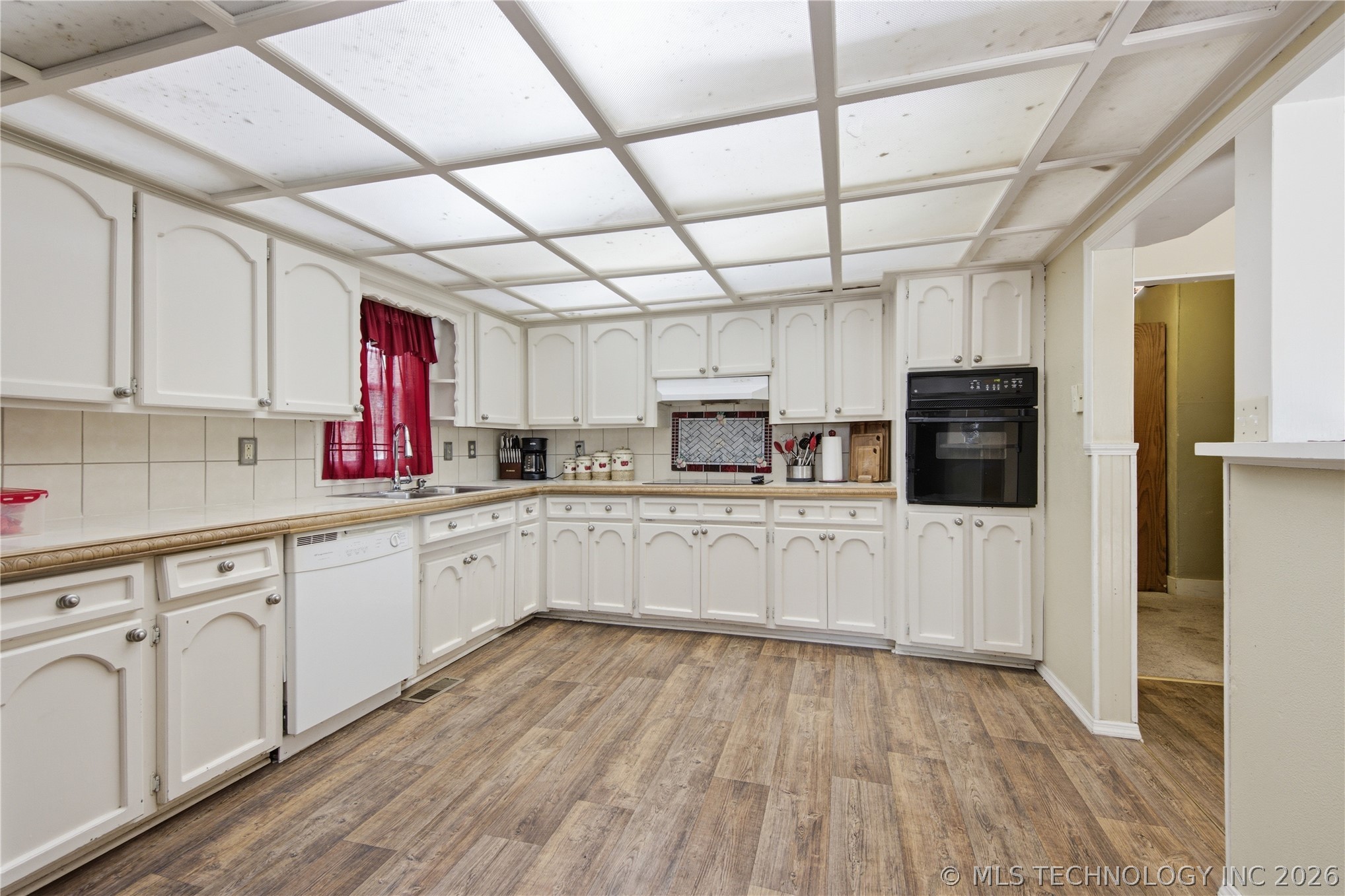 311 N Miller Street Vinita OK 74301