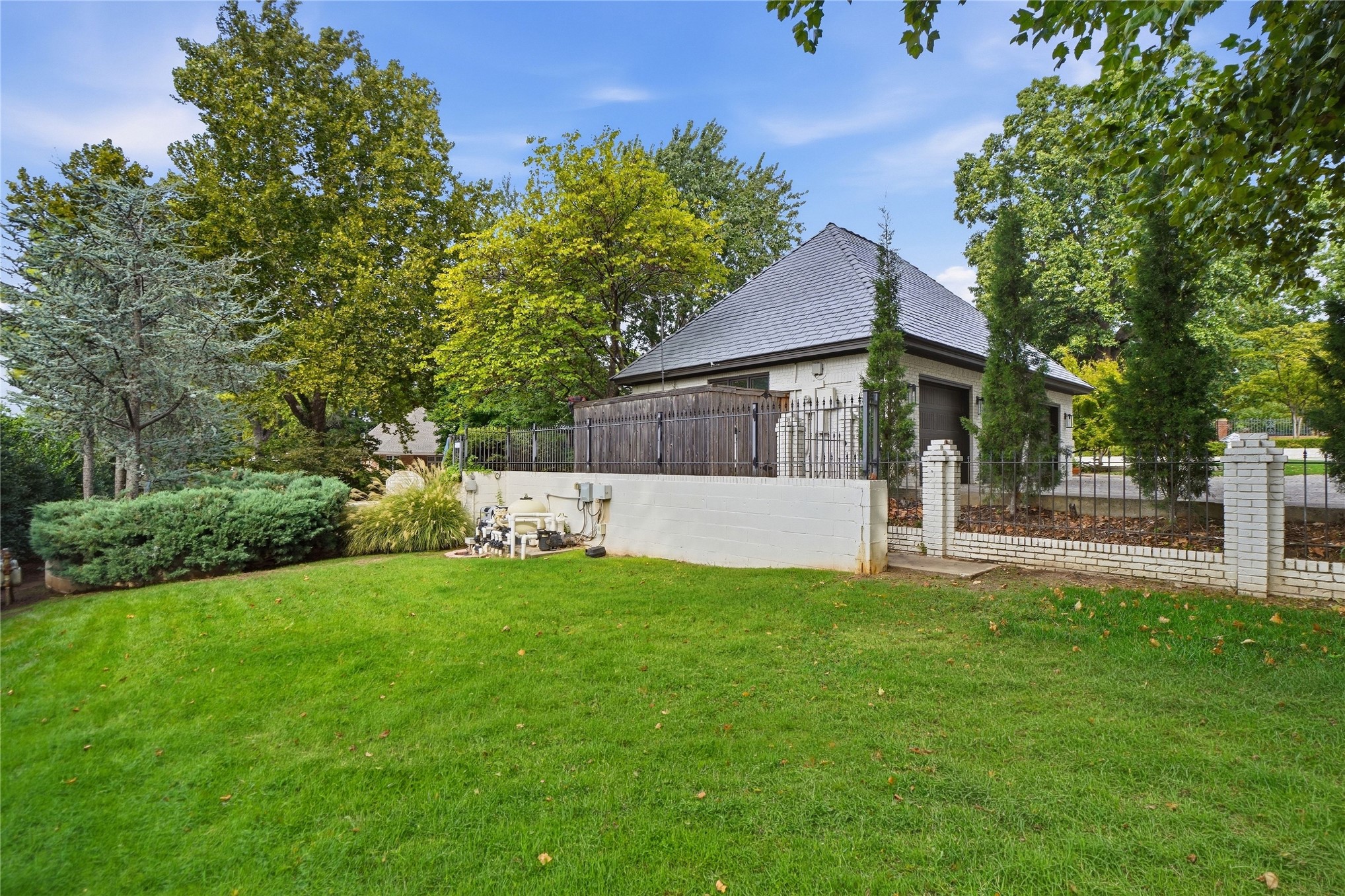 2222 E 30th Place Tulsa OK 74114