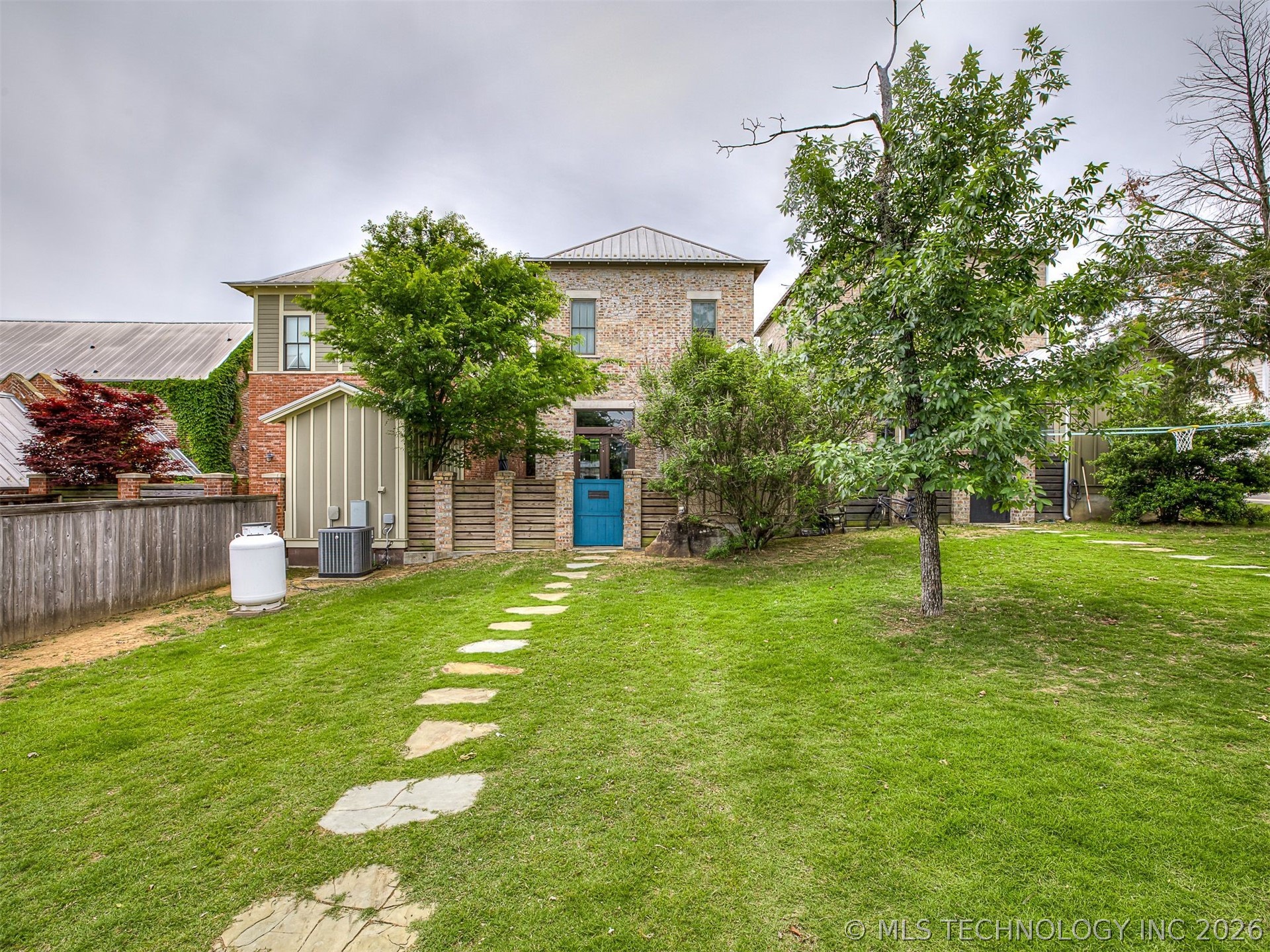 41 Park Street Carlton Landing OK 74432