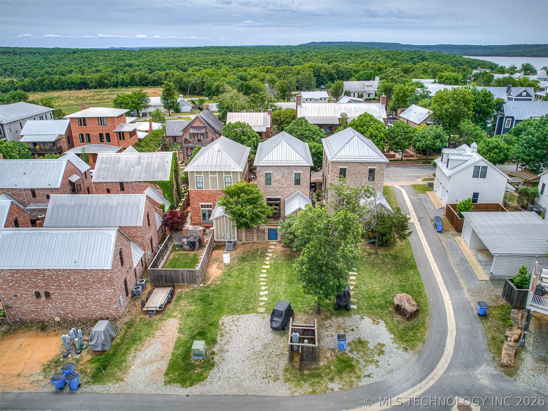 41 Park Street Carlton Landing OK 74432