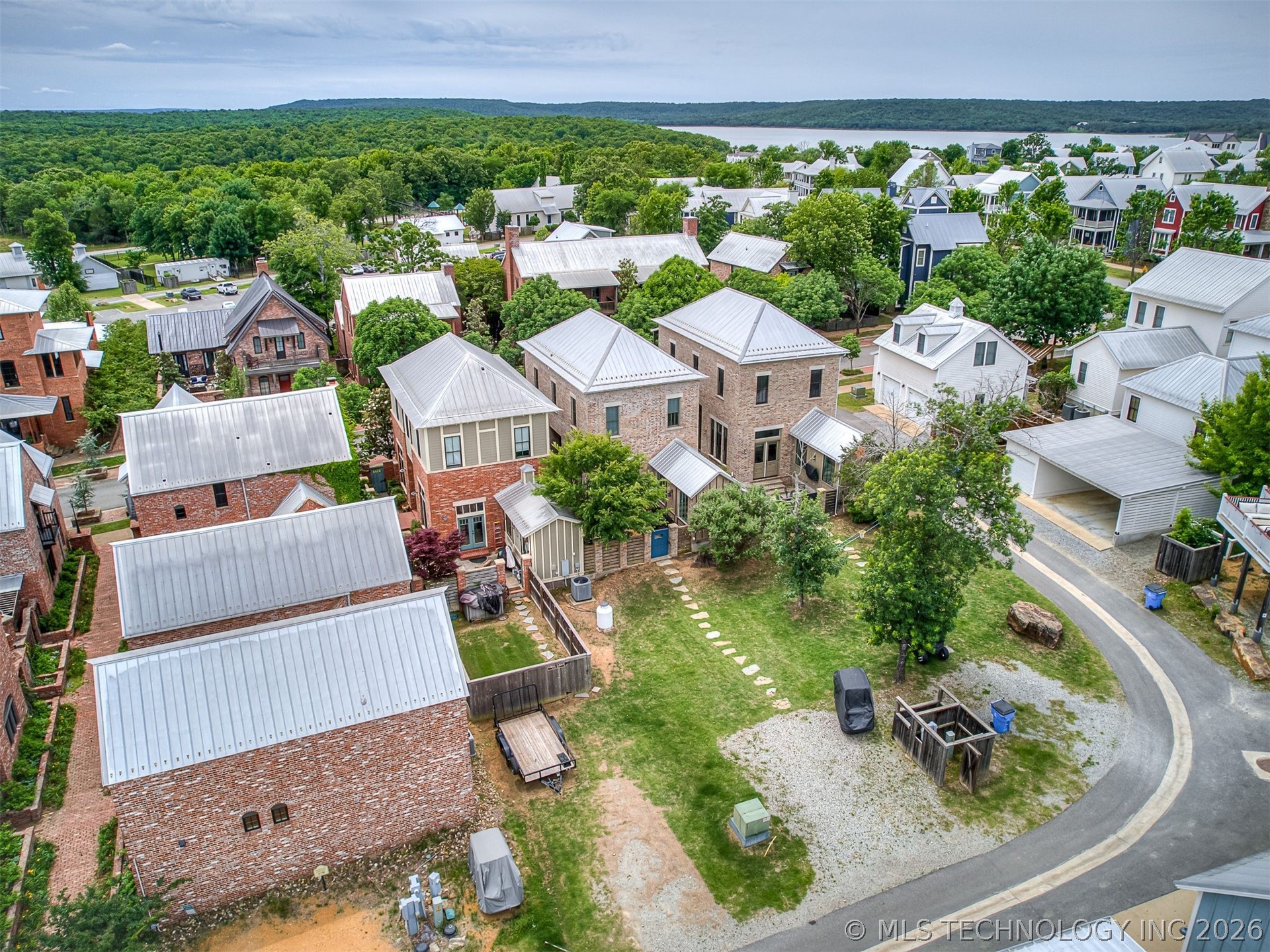 41 Park Street Carlton Landing OK 74432