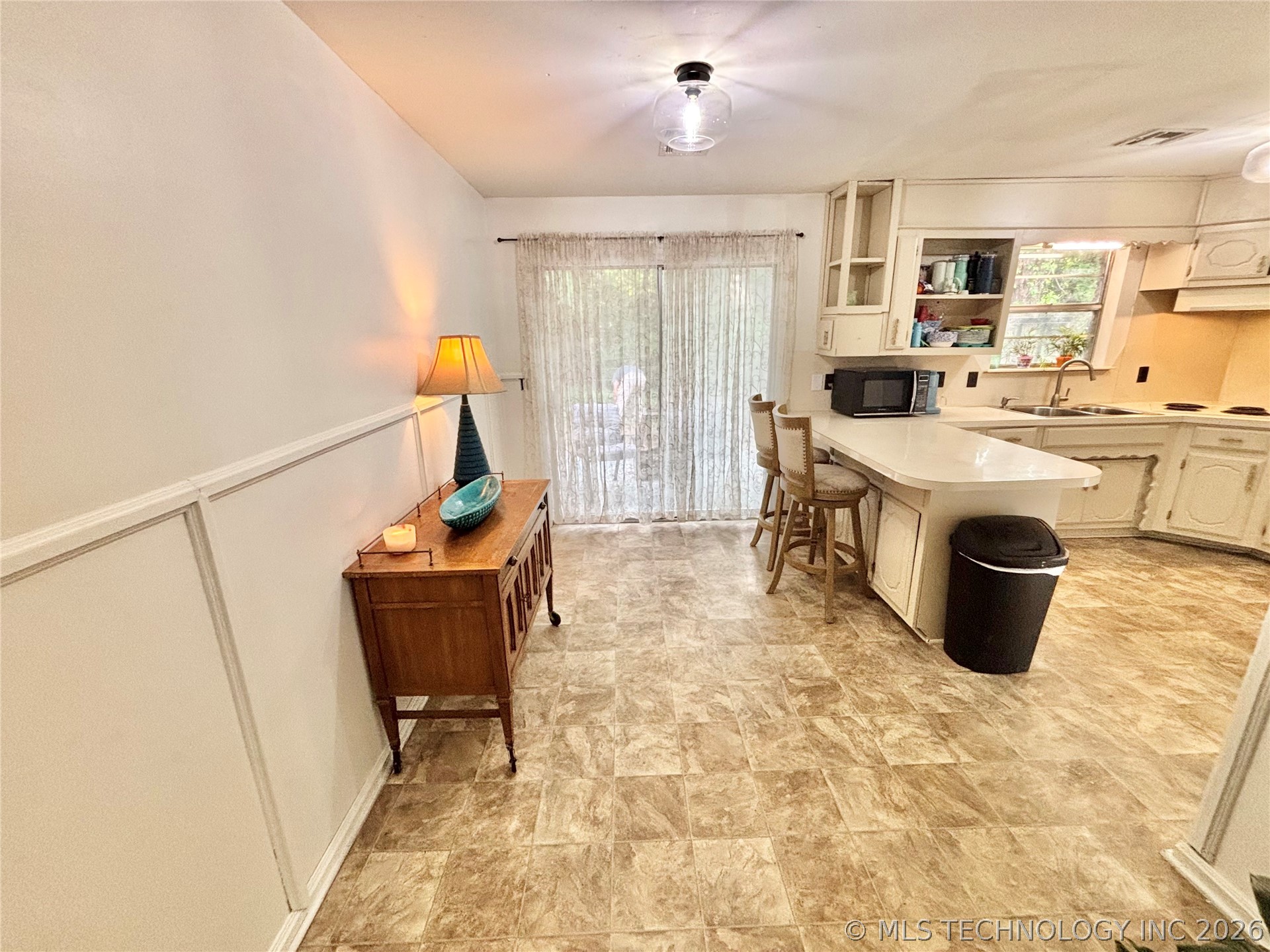 110 N Old State Highway 2 Whitefield OK 74472