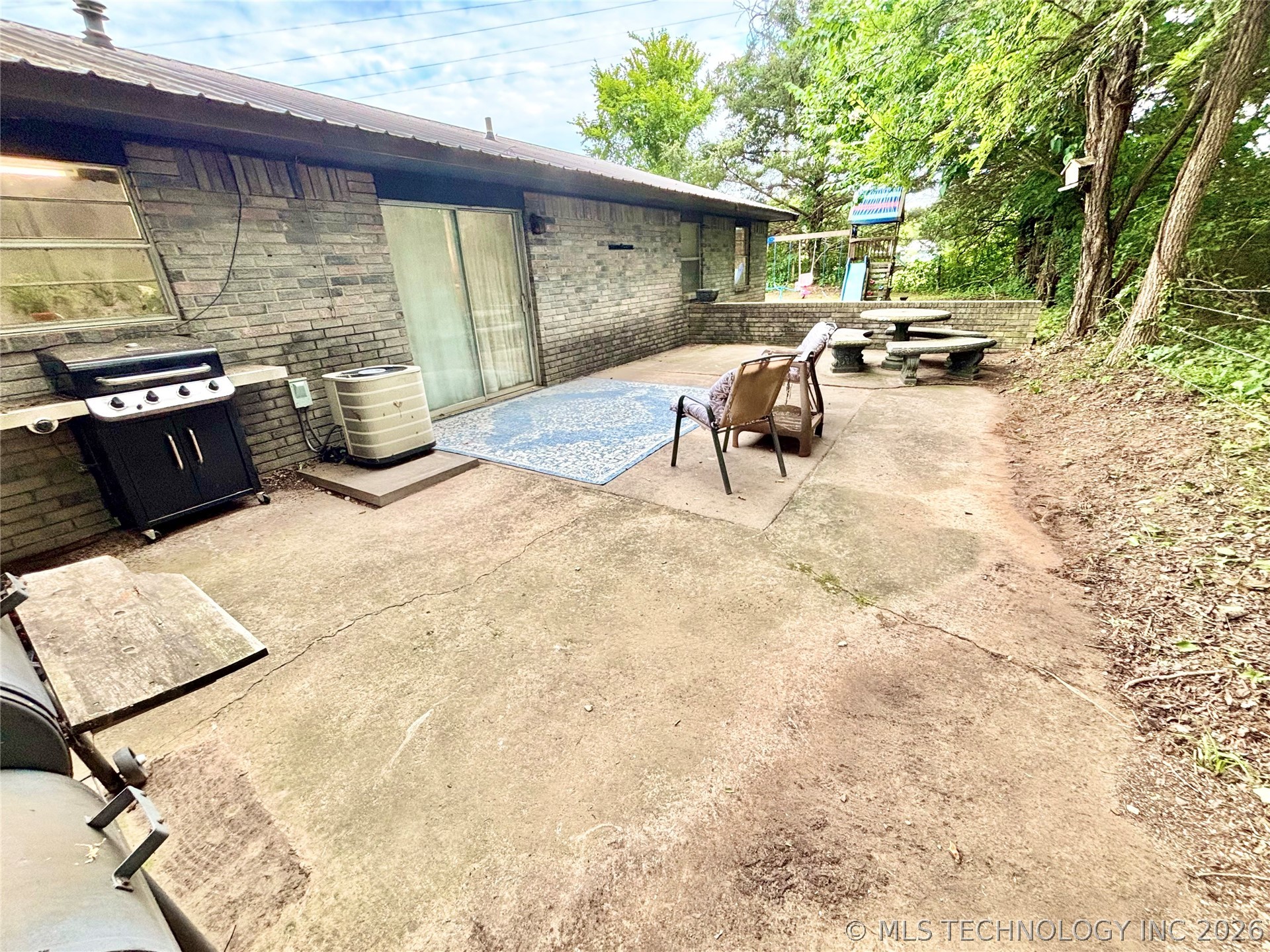 110 N Old State Highway 2 Whitefield OK 74472