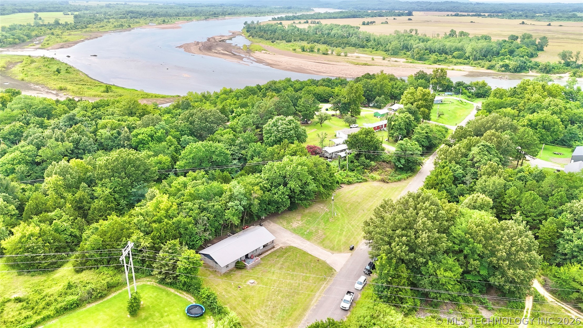 110 N Old State Highway 2 Whitefield OK 74472