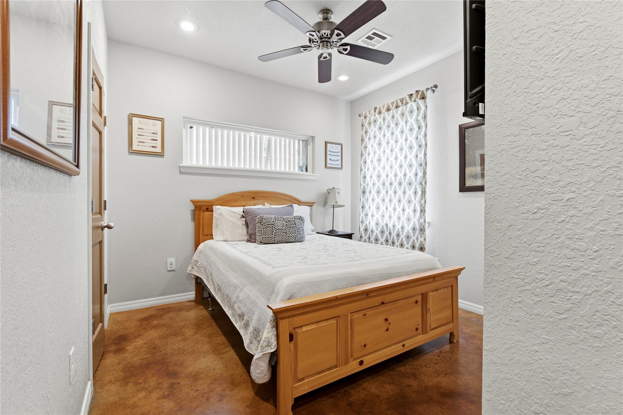 19398 Highway 80 Hulbert OK 74441