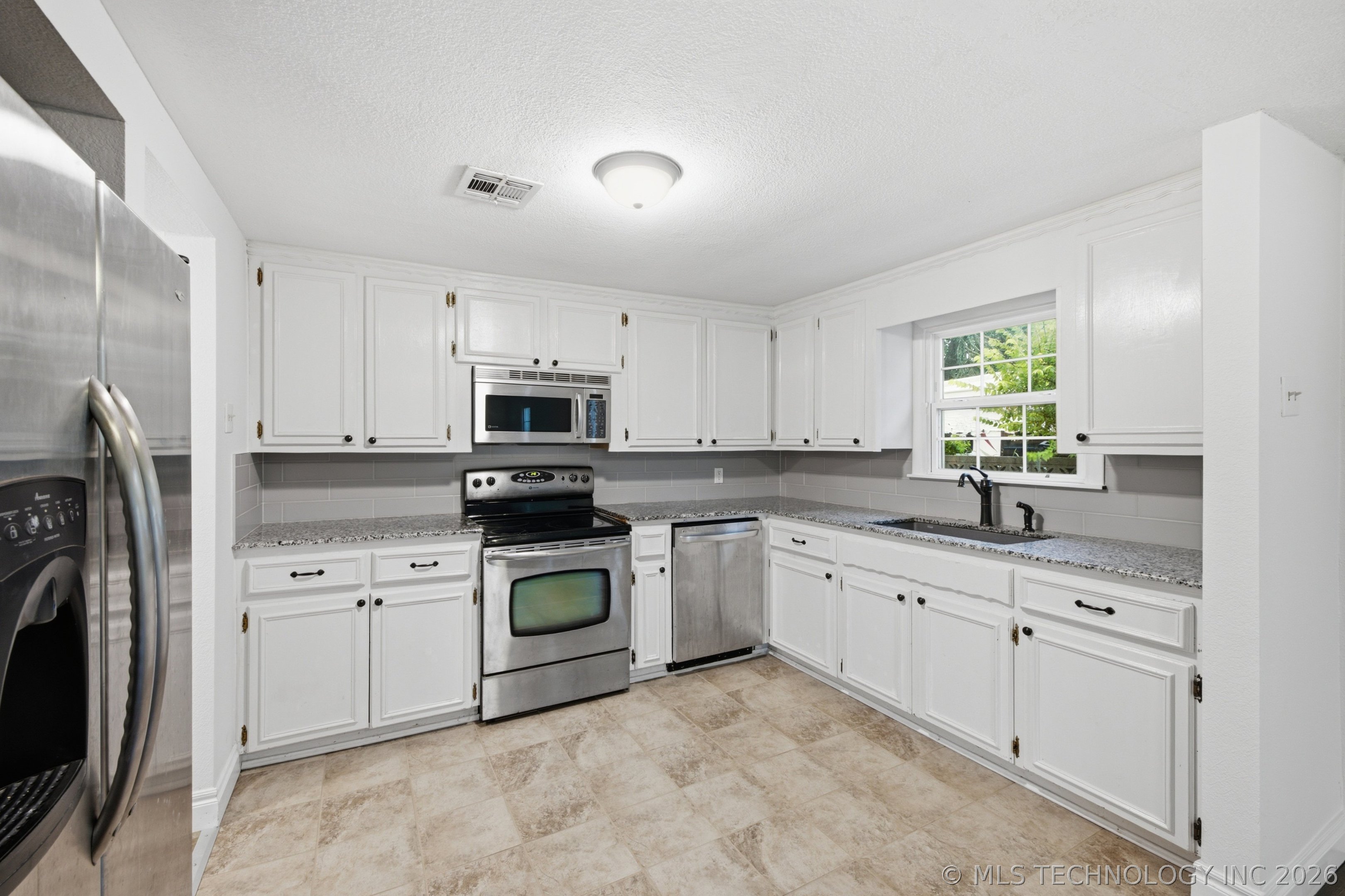 10035 Bryant Road Henryetta OK 74437