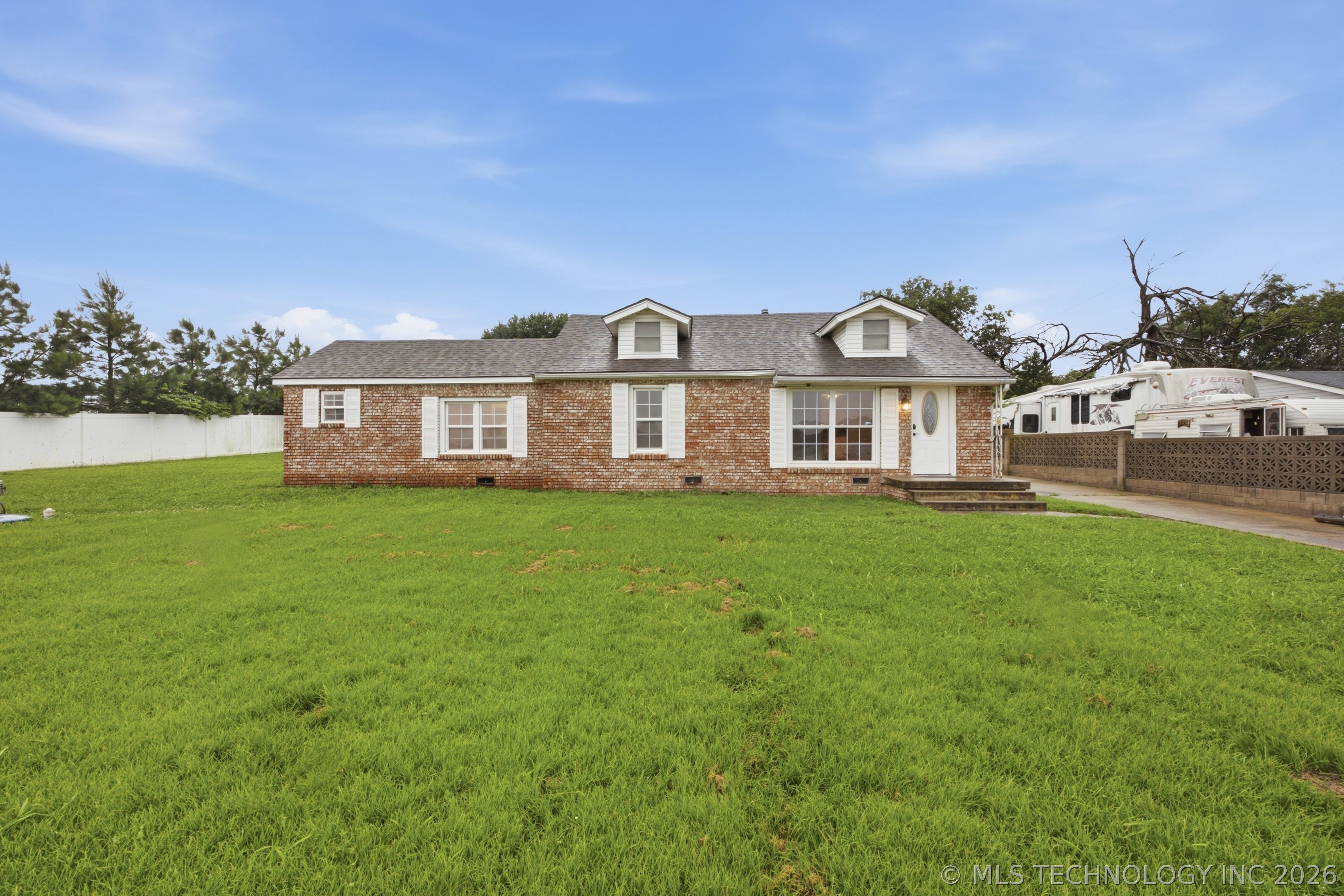 10035 Bryant Road Henryetta OK 74437