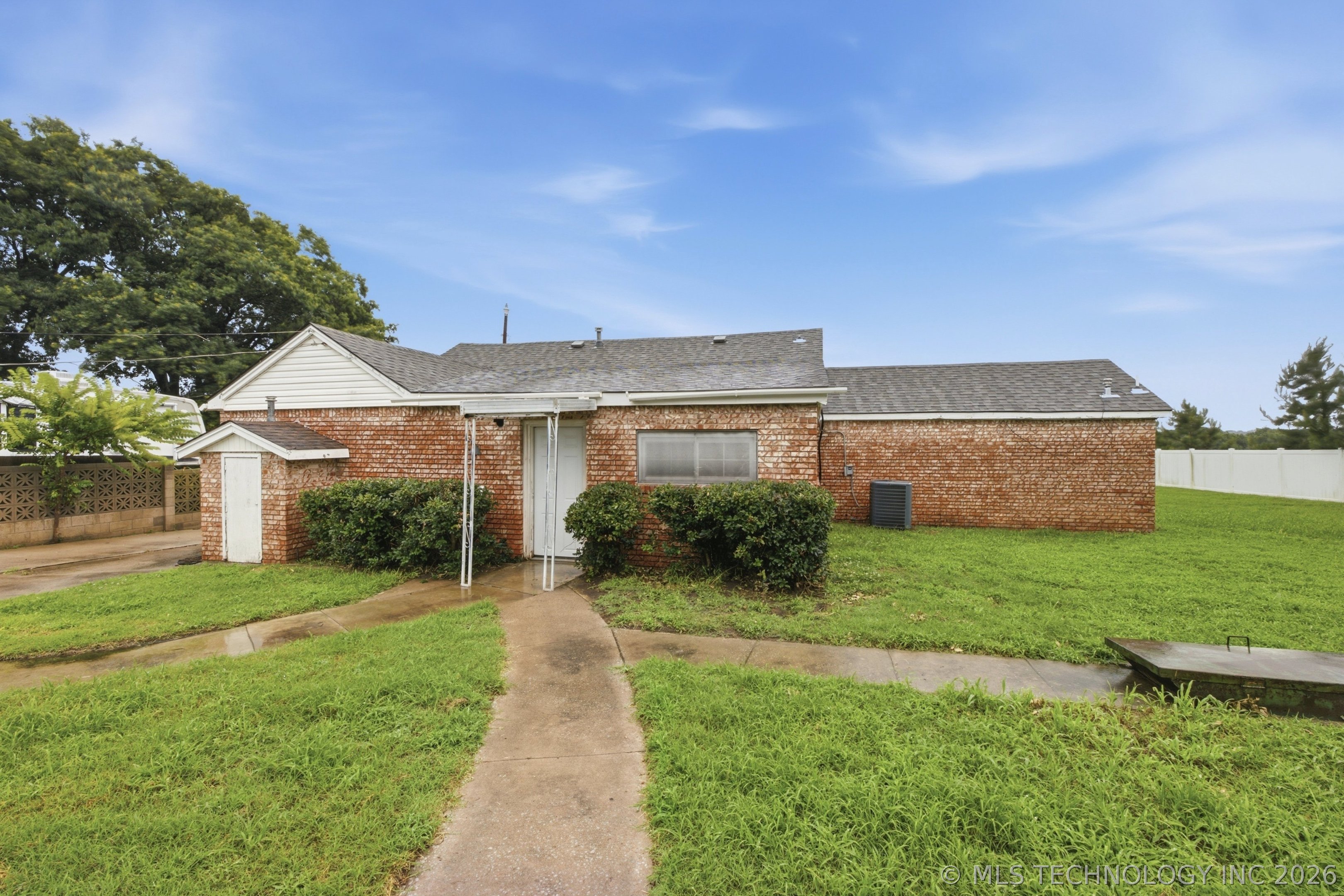 10035 Bryant Road Henryetta OK 74437