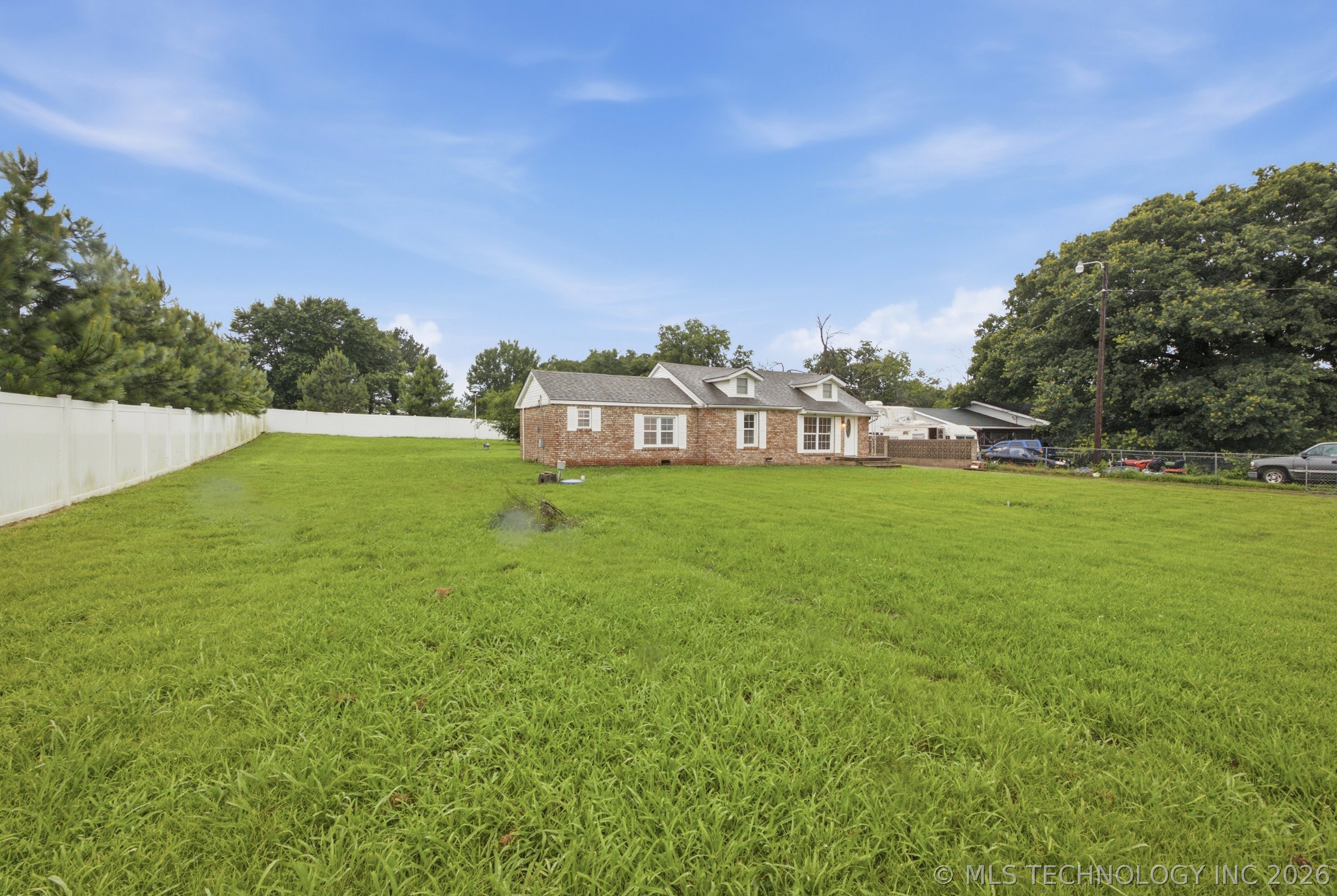 10035 Bryant Road Henryetta OK 74437