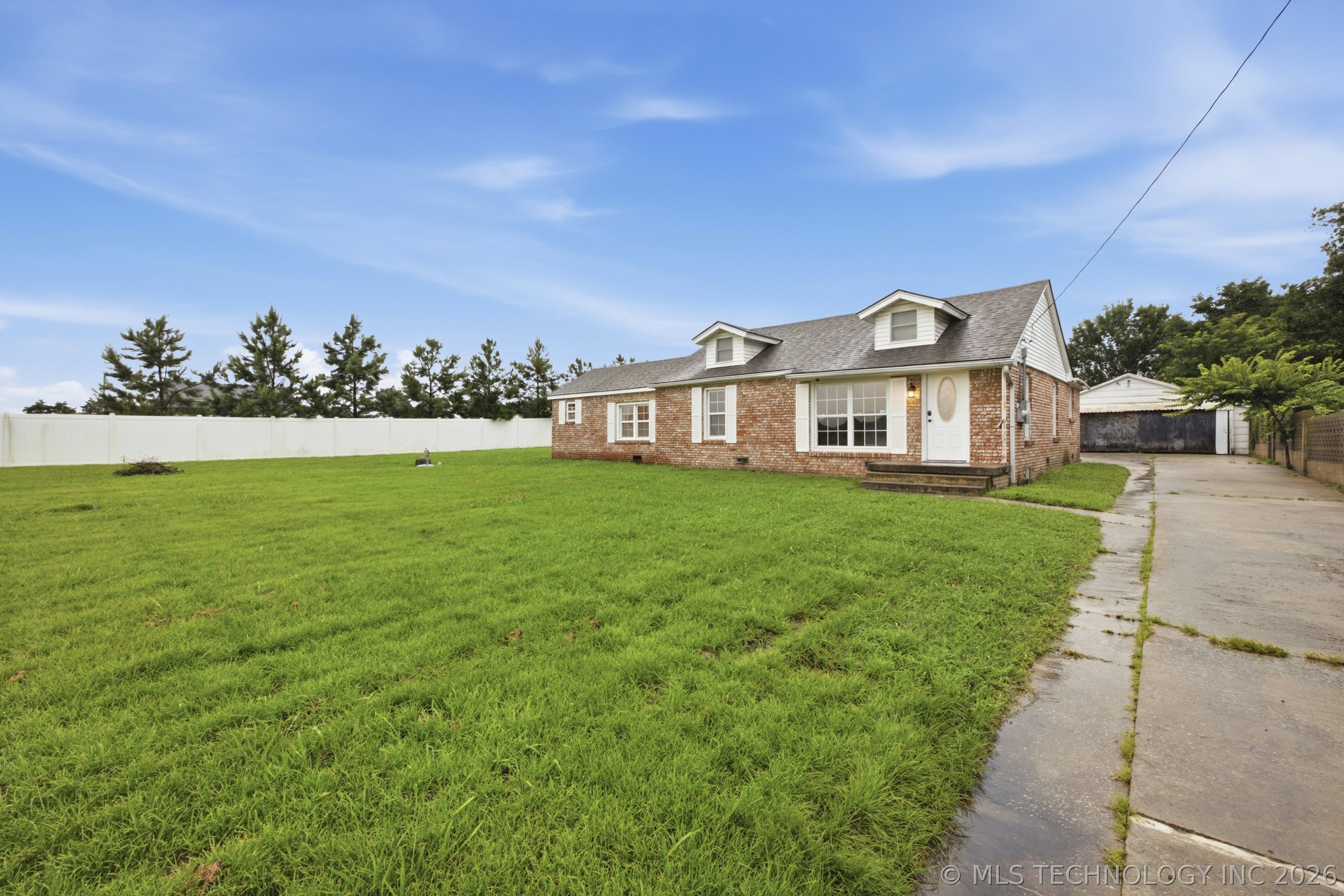 10035 Bryant Road Henryetta OK 74437
