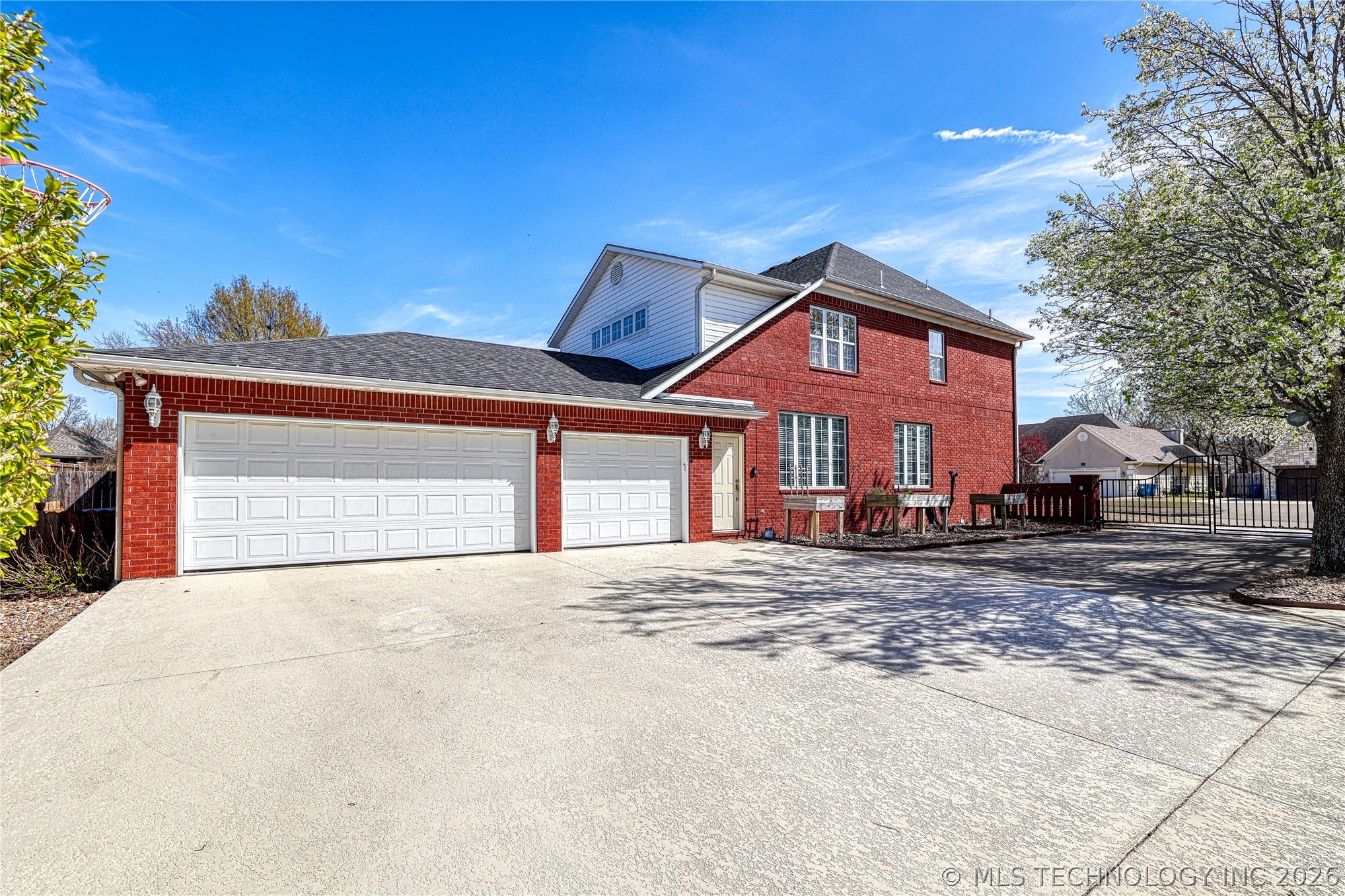 29 River Oaks Avenue Mcalester OK 74501
