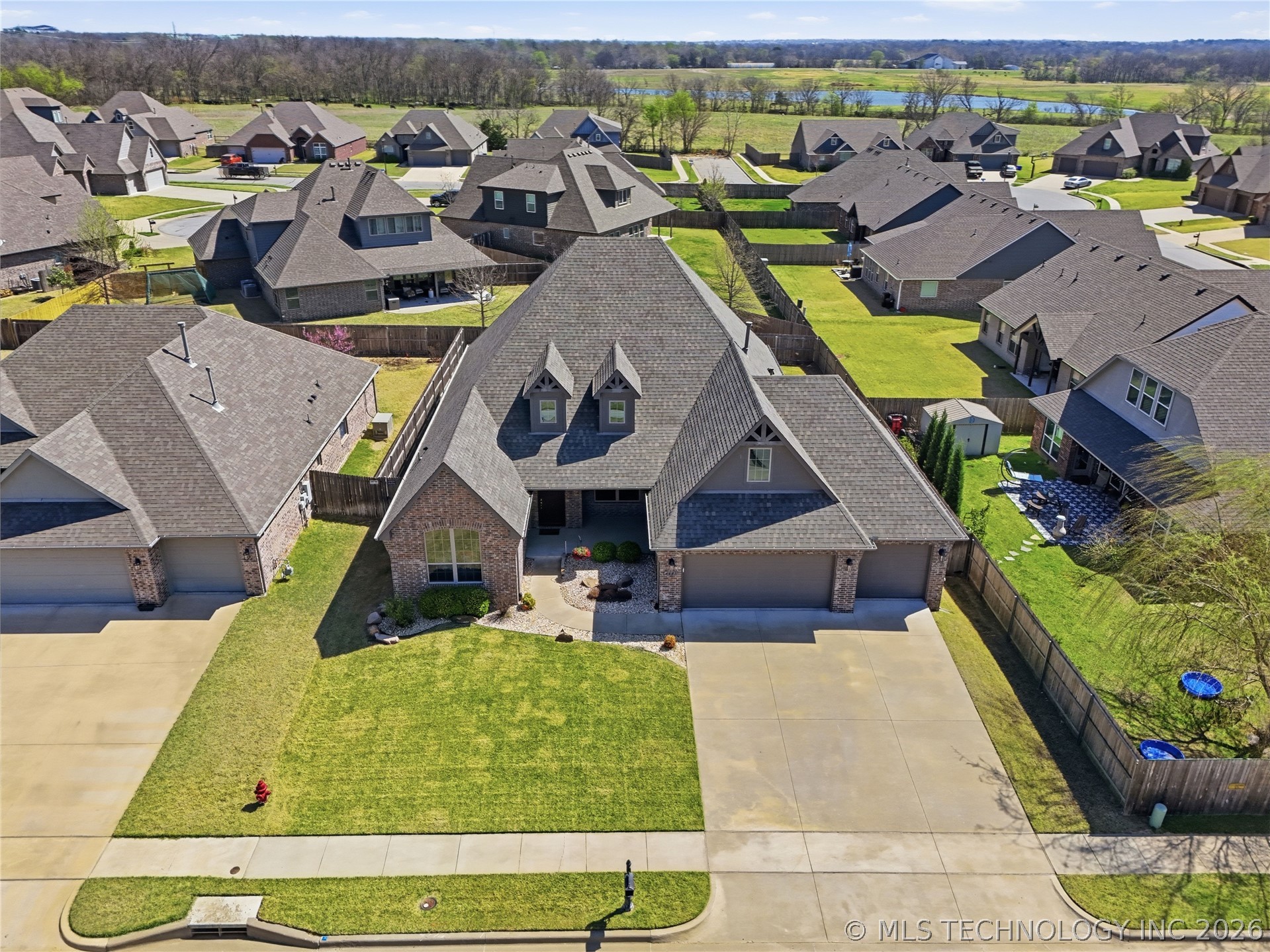 4003 S 14th Place Broken Arrow OK 74011