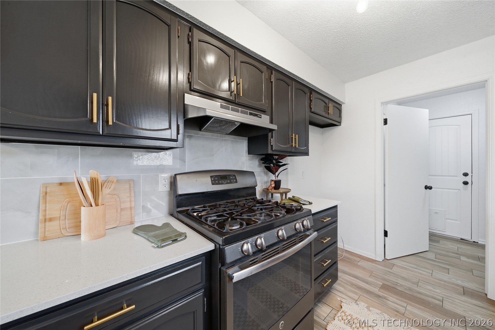 213 S 184th Eastavenue Tulsa OK 74108