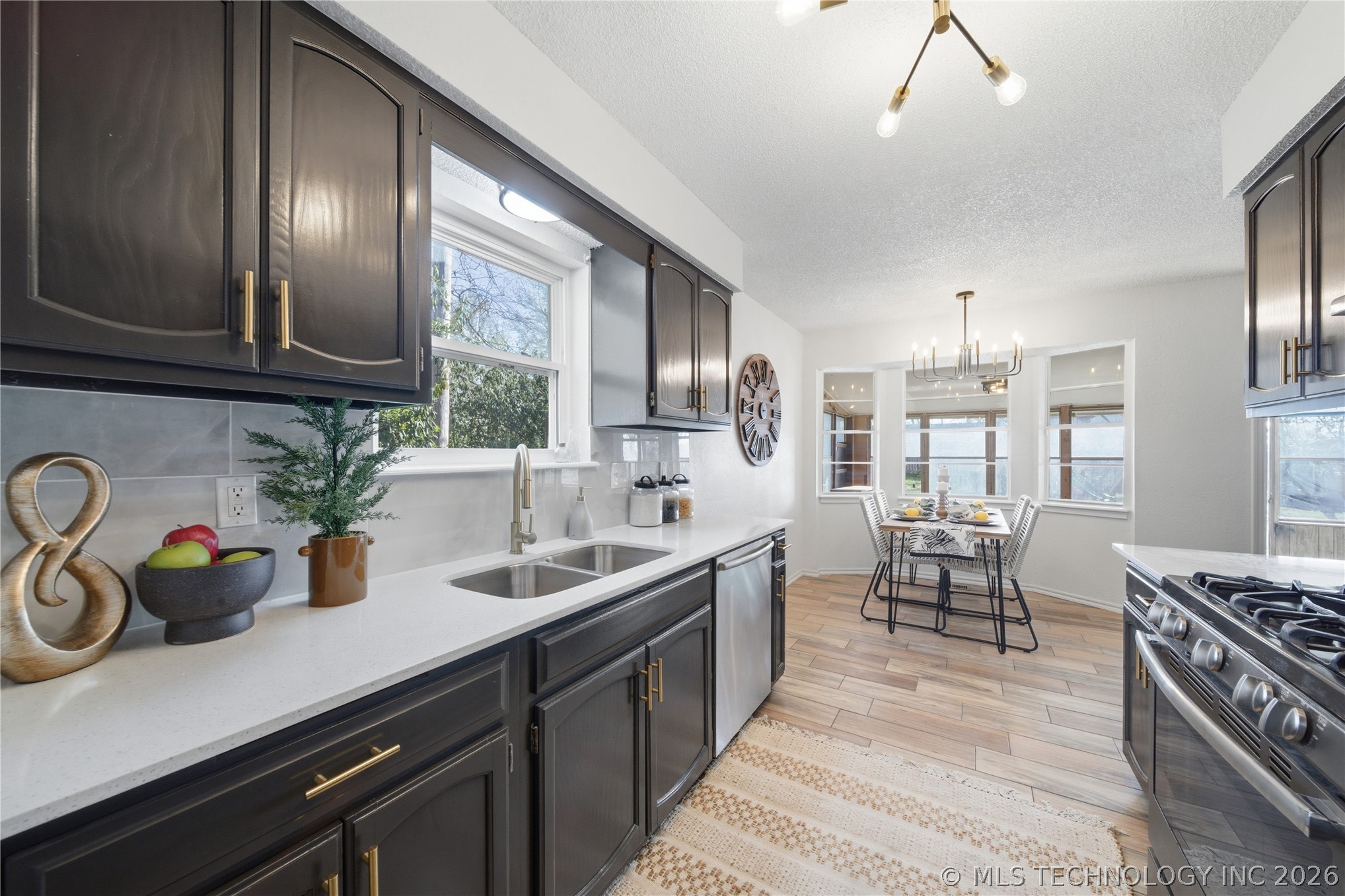 213 S 184th Eastavenue Tulsa OK 74108
