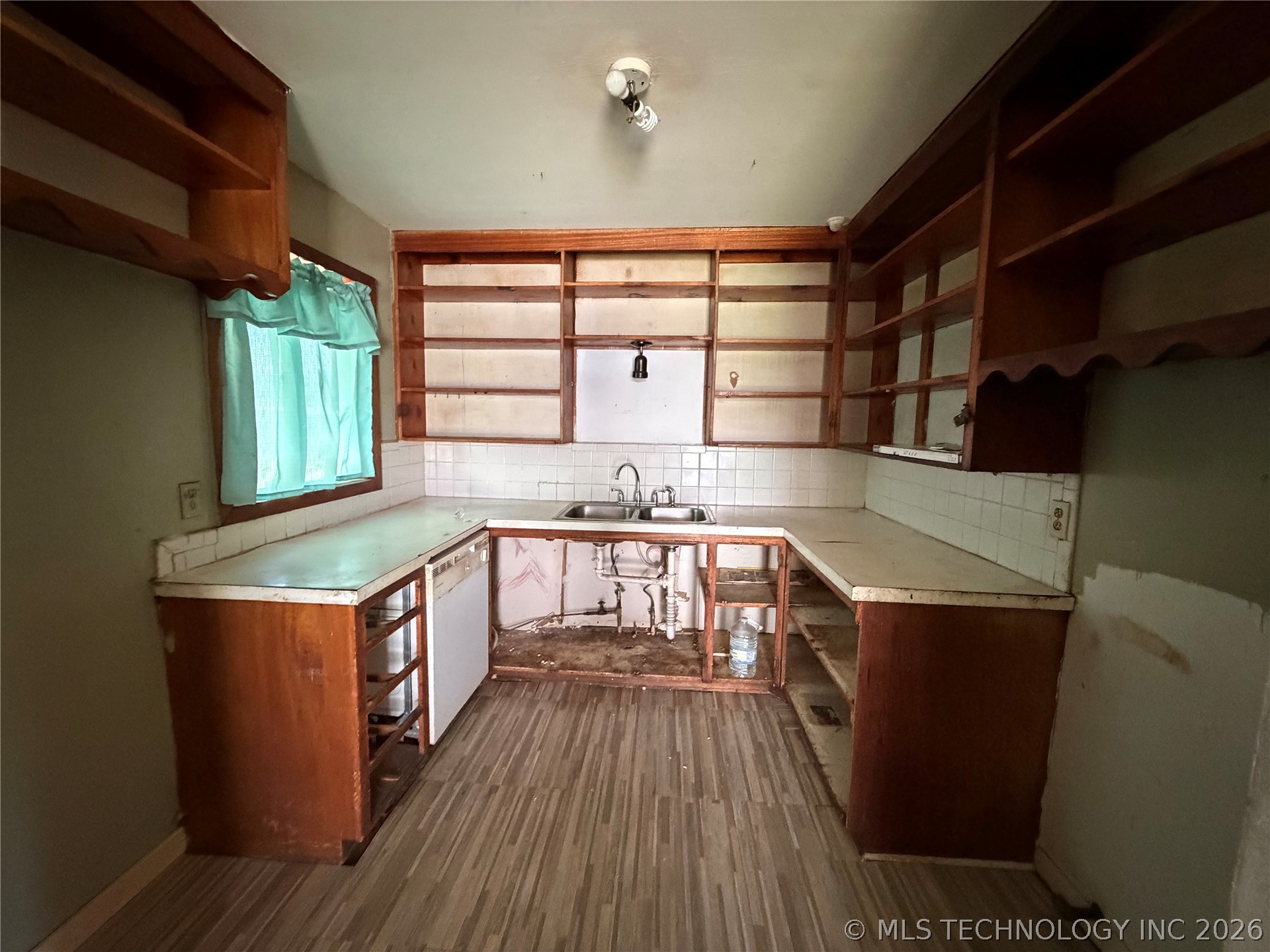 131 N 44th Westavenue Tulsa OK 74127